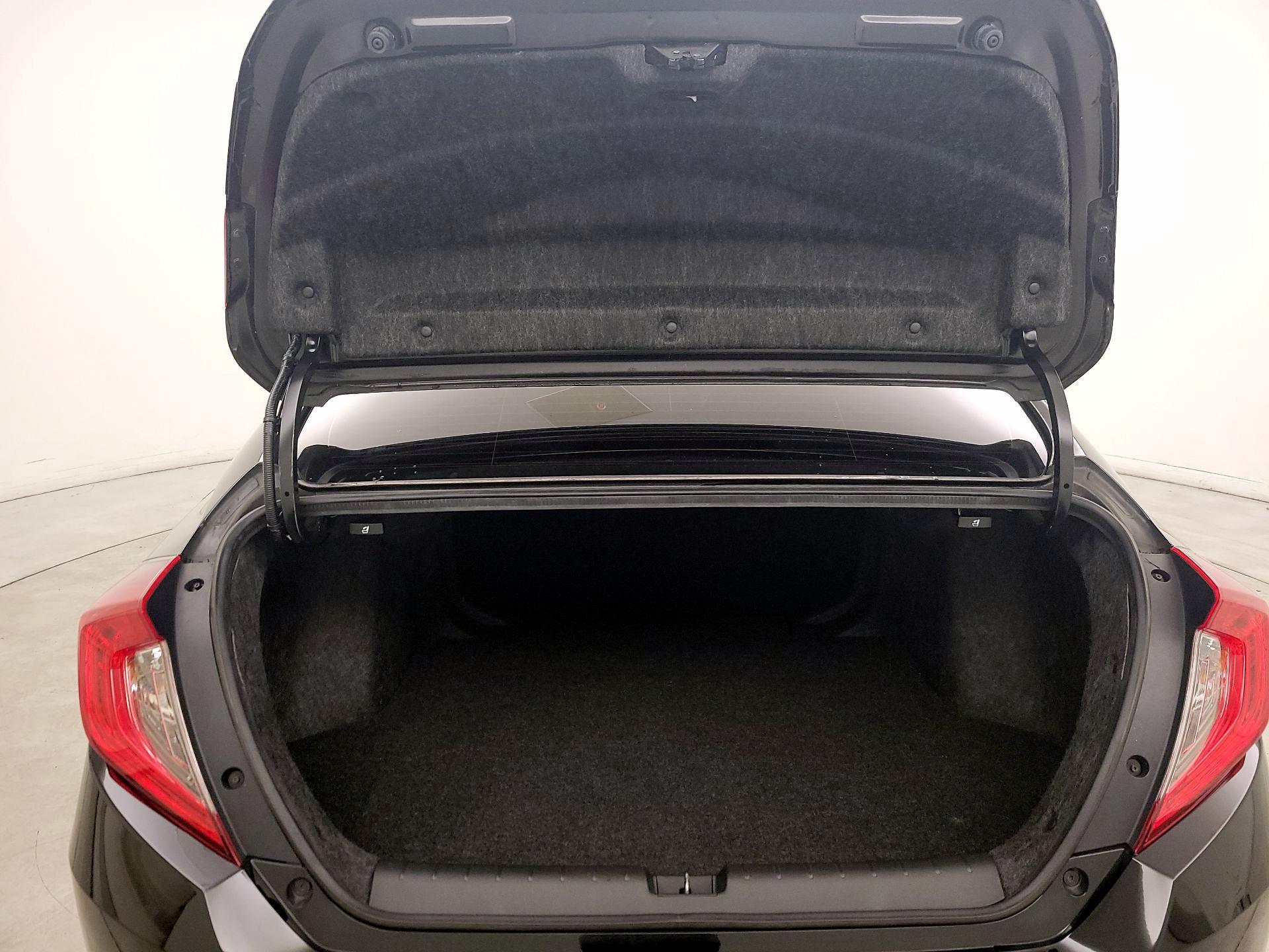 Thumbnail: 2019 Honda Civic - 19