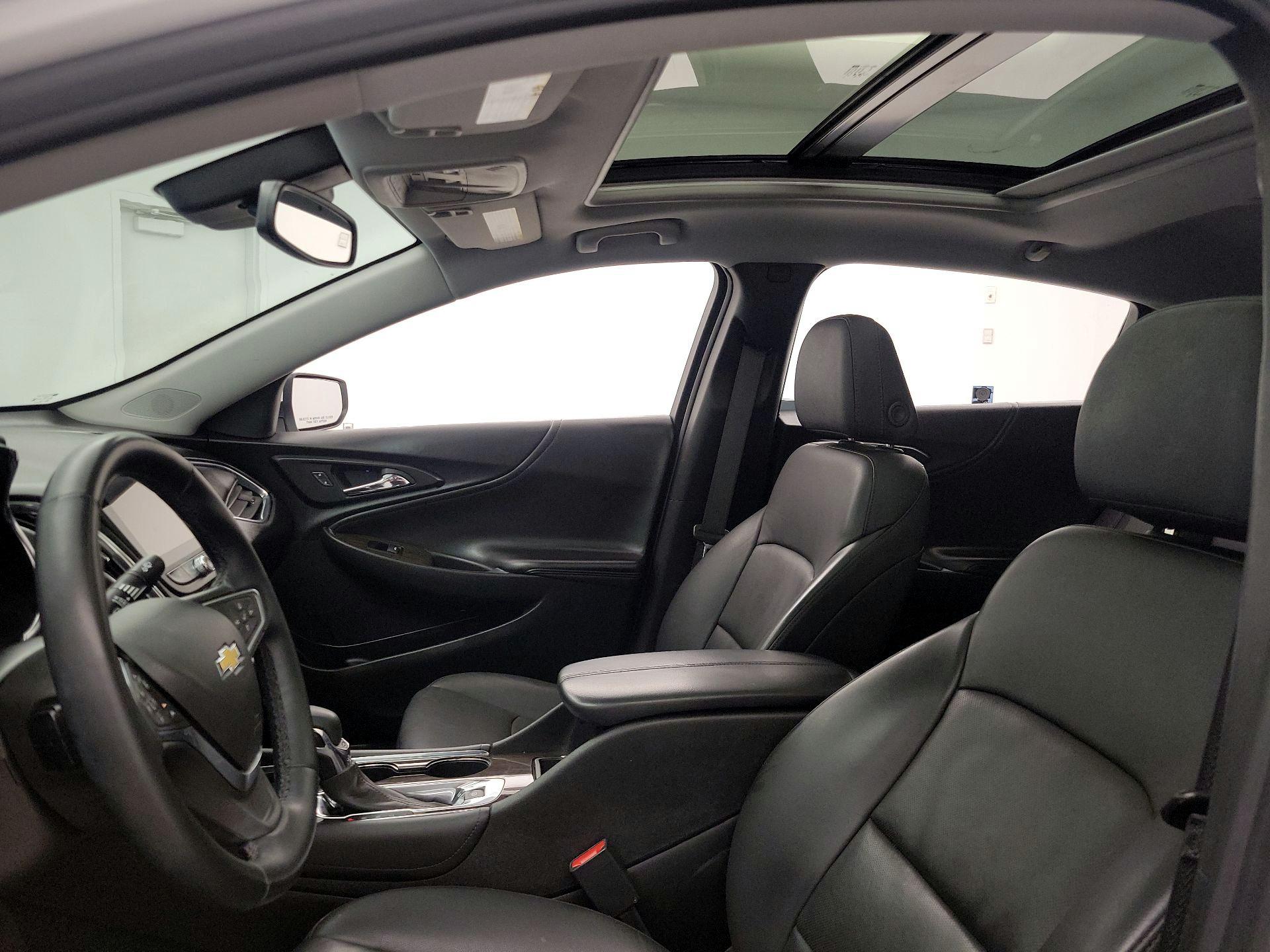 Thumbnail: 2023 Chevrolet Malibu - 20