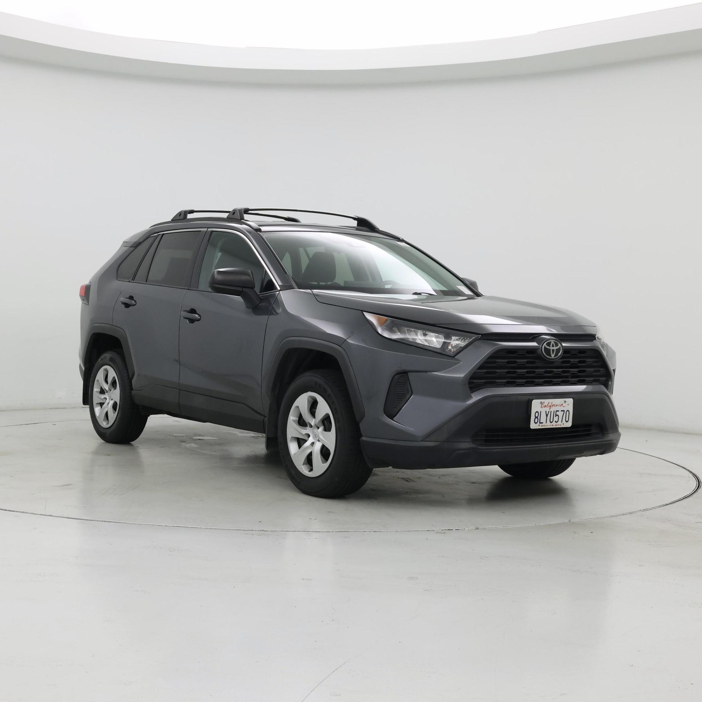Gray 2019 Toyota RAV4 LE FWD SUV / Crossover Front-Wheel Drive Automatic