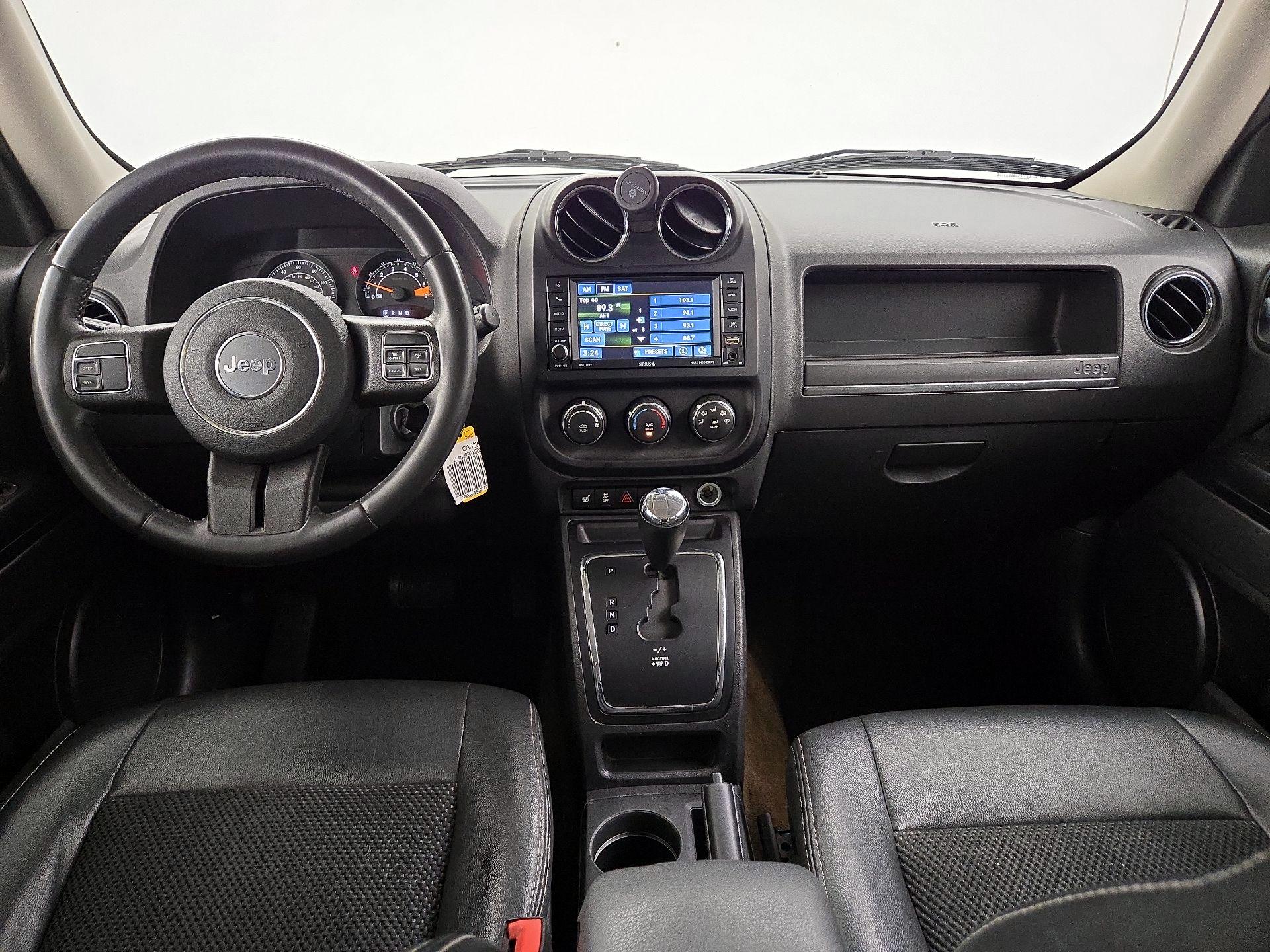 Thumbnail: 2016 Jeep Patriot - 9