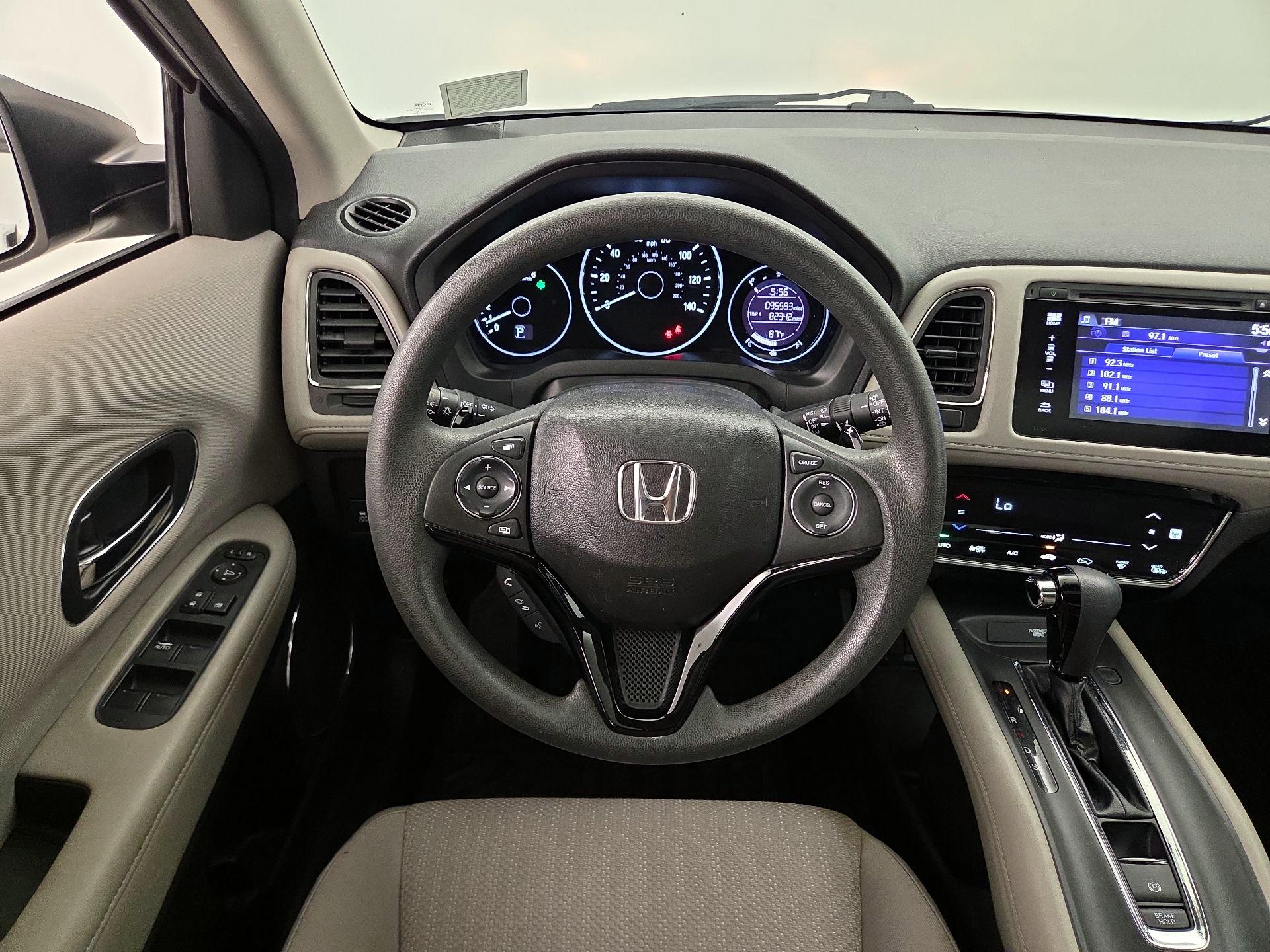 Thumbnail: 2016 Honda HR-V - 10