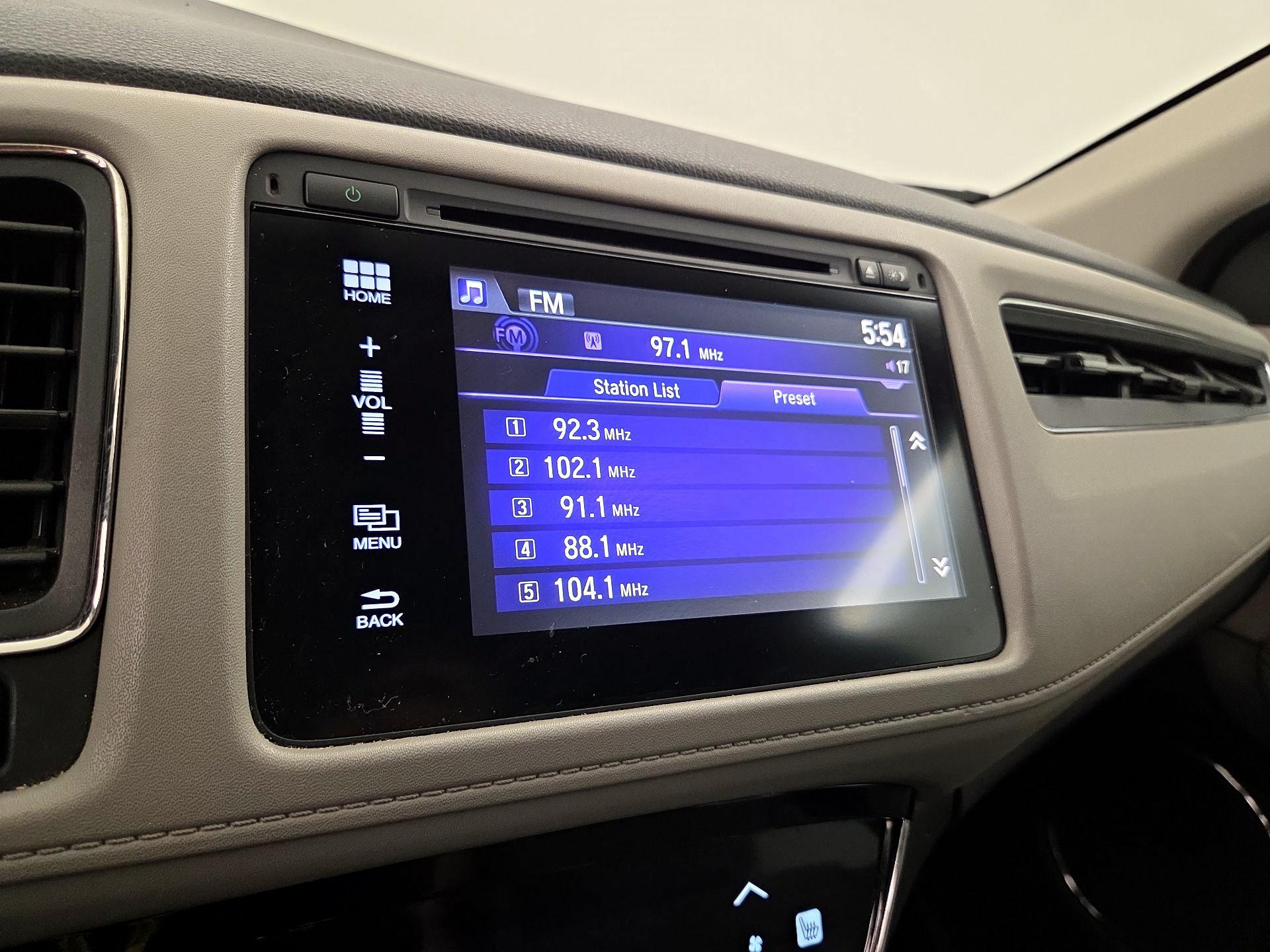 Thumbnail: 2016 Honda HR-V - 14