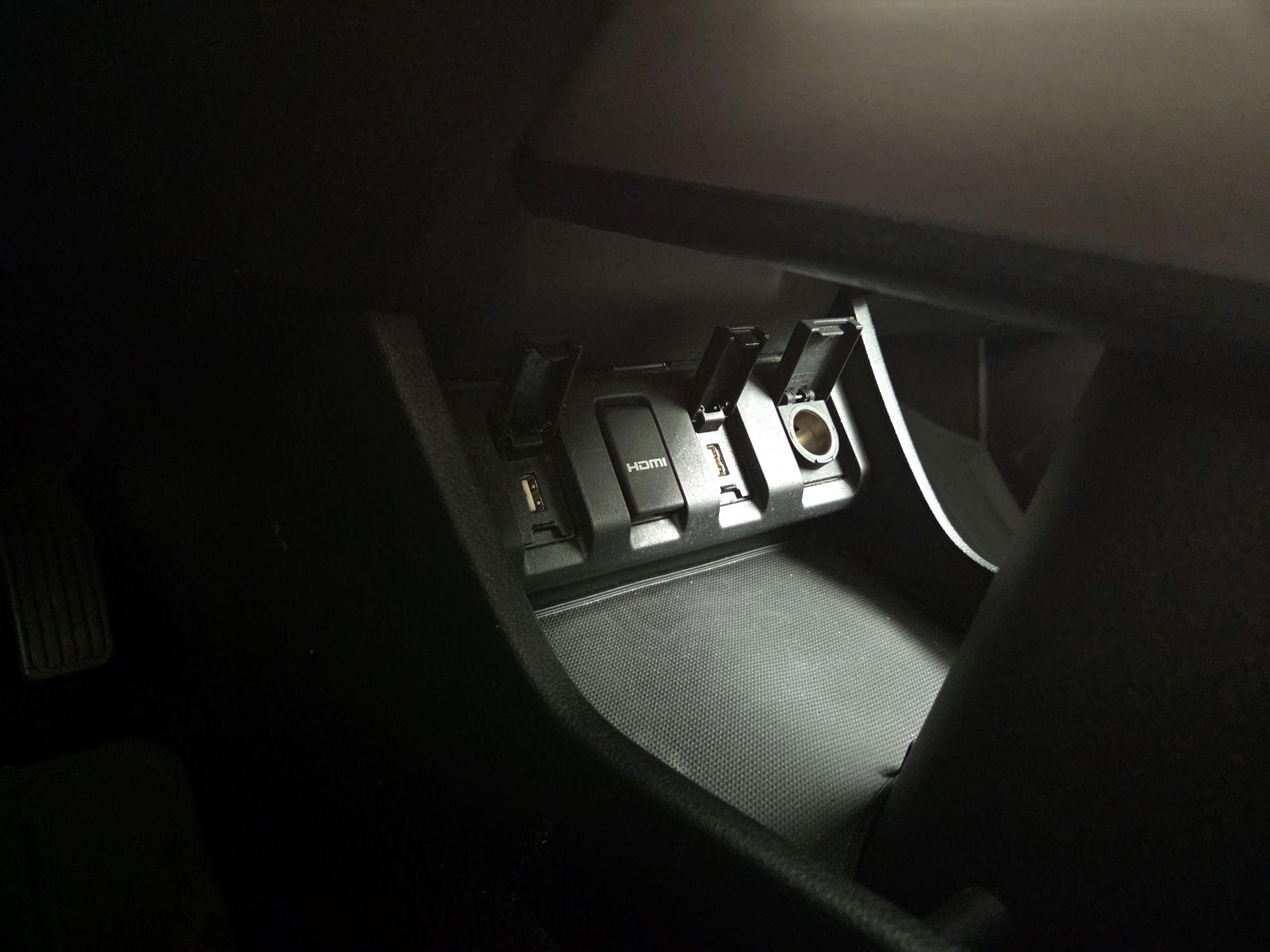 Thumbnail: 2016 Honda HR-V - 17