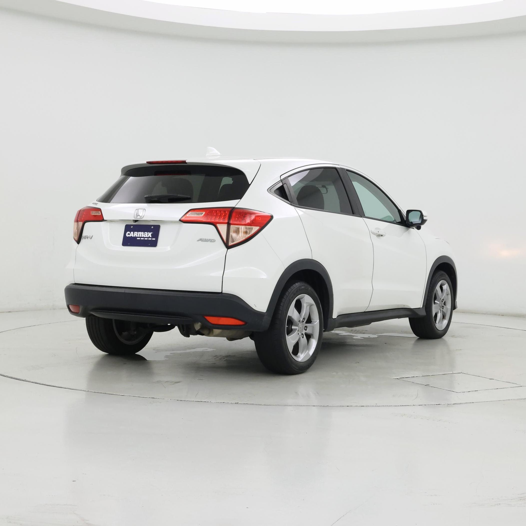 Thumbnail: 2016 Honda HR-V - 8