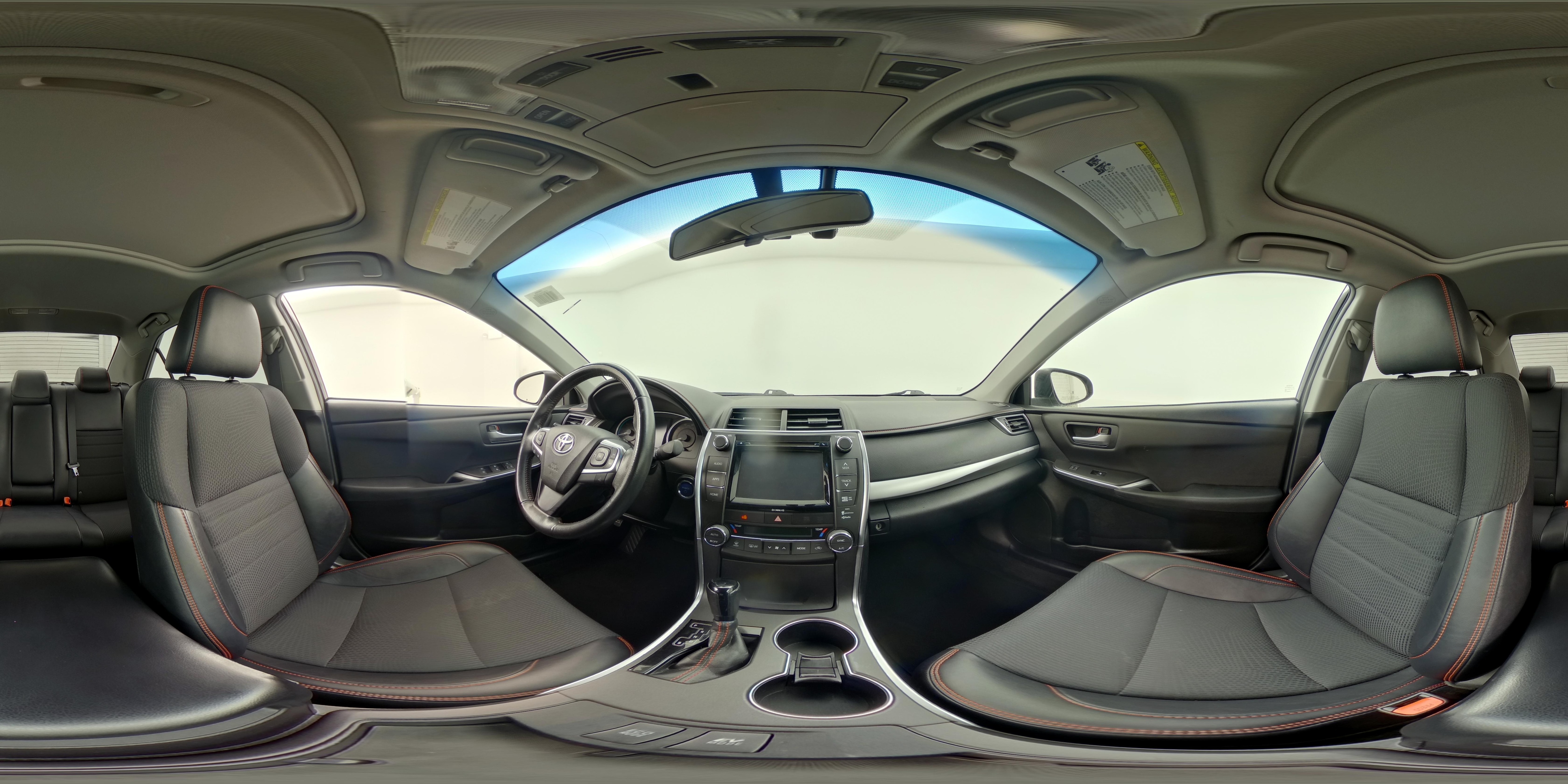 2017 Toyota Camry SE - Photo 26
