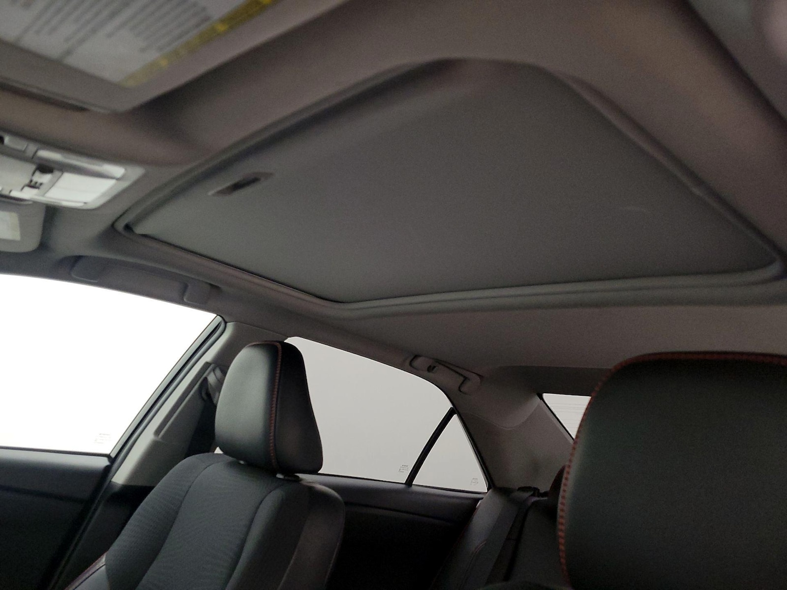 2017 Toyota Camry SE - Photo 21