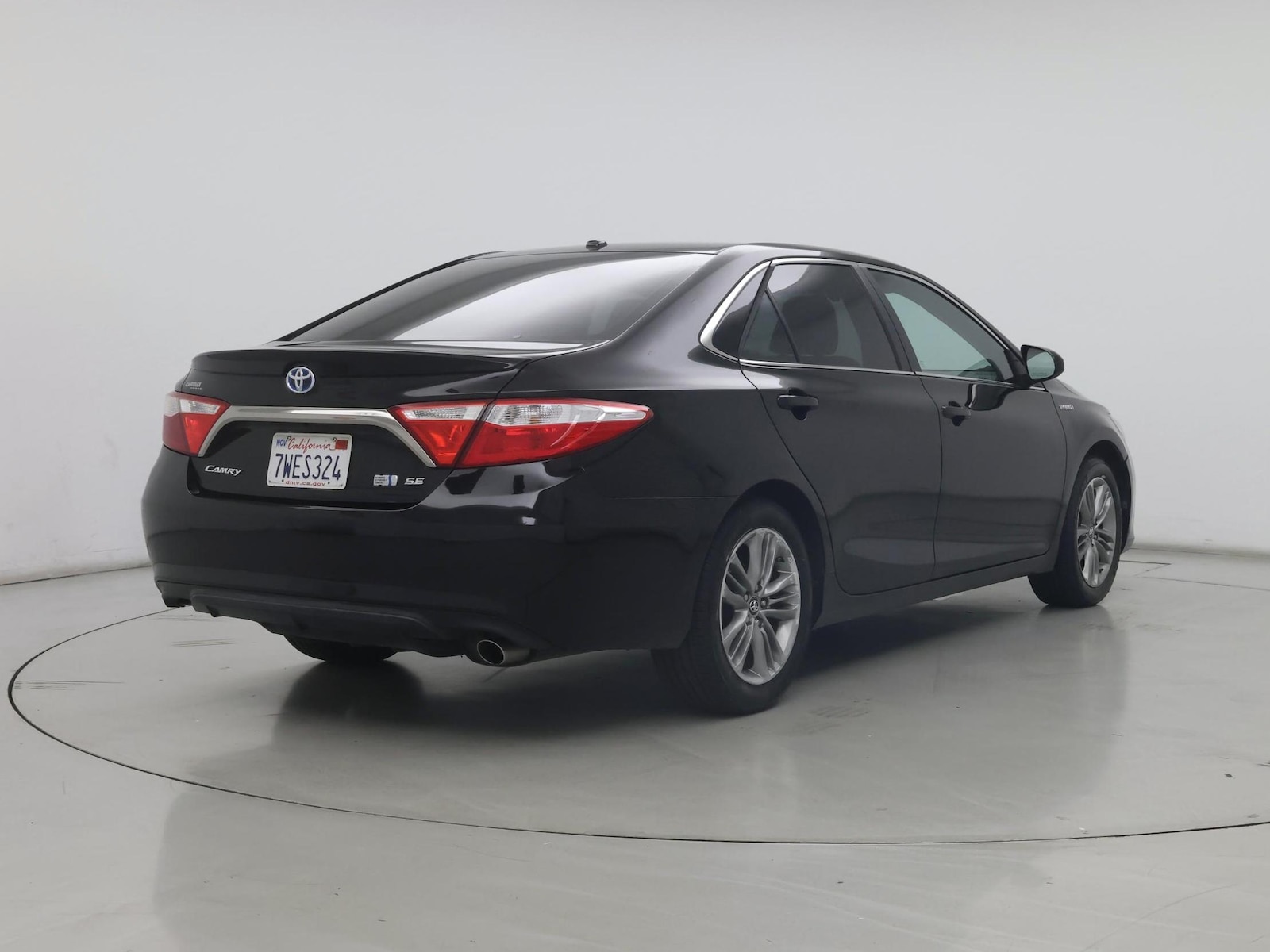 2017 Toyota Camry SE - Photo 9