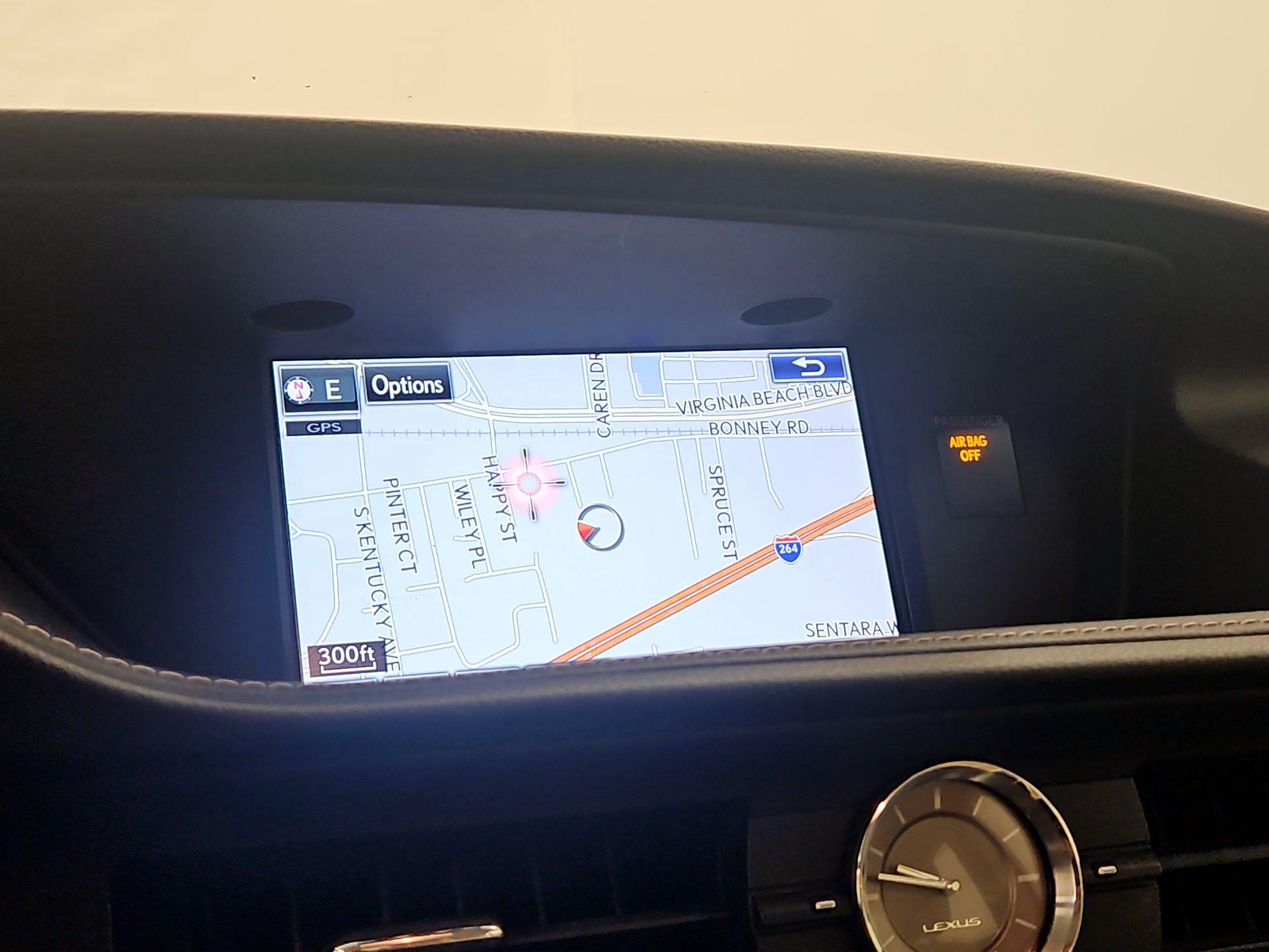 Thumbnail: 2015 Lexus ES - 14