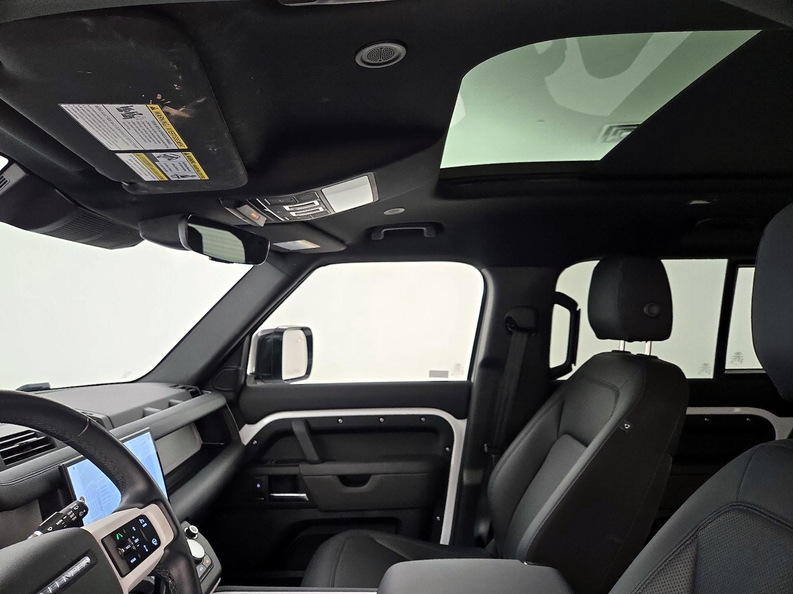 2025 Land Rover Defender S - Photo 21