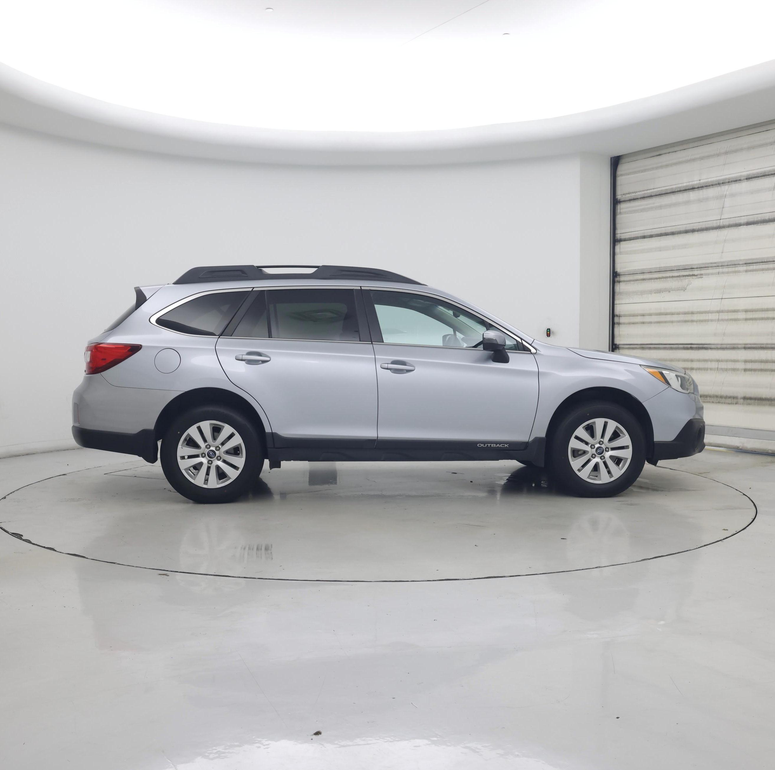 Thumbnail: 2016 Subaru Outback - 7