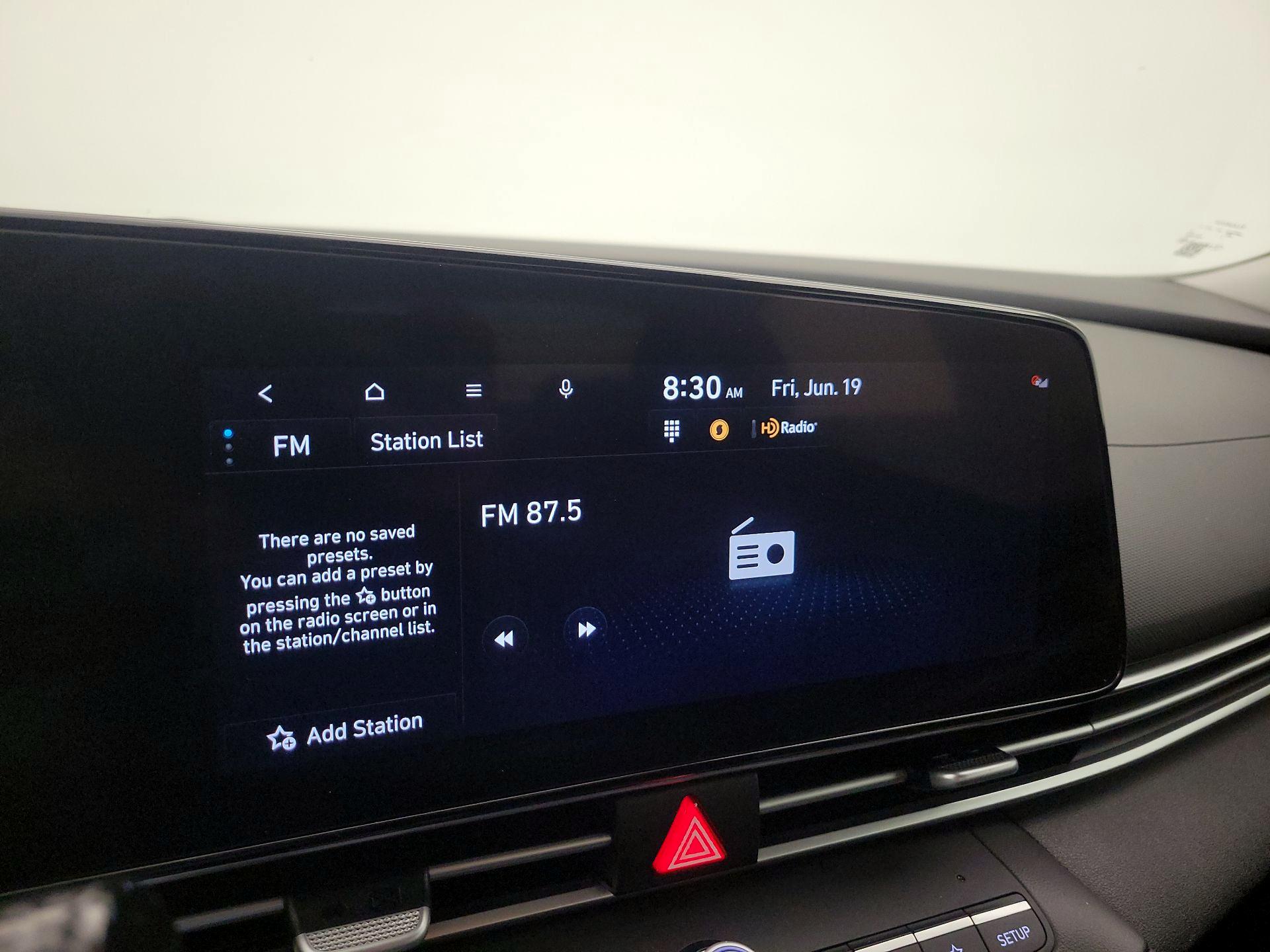 Thumbnail: 2023 Hyundai Elantra - 16