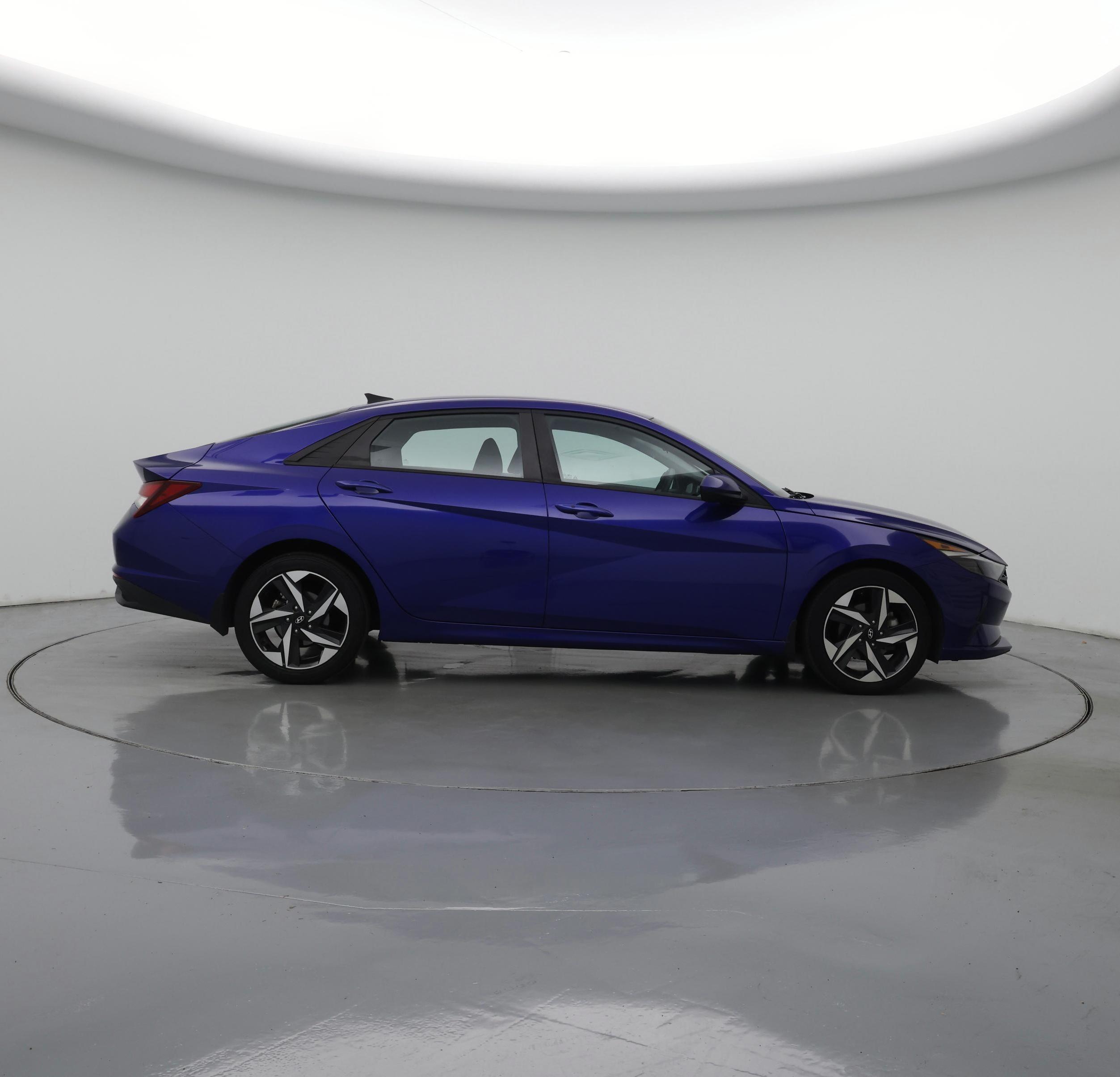 Thumbnail: 2023 Hyundai Elantra - 7
