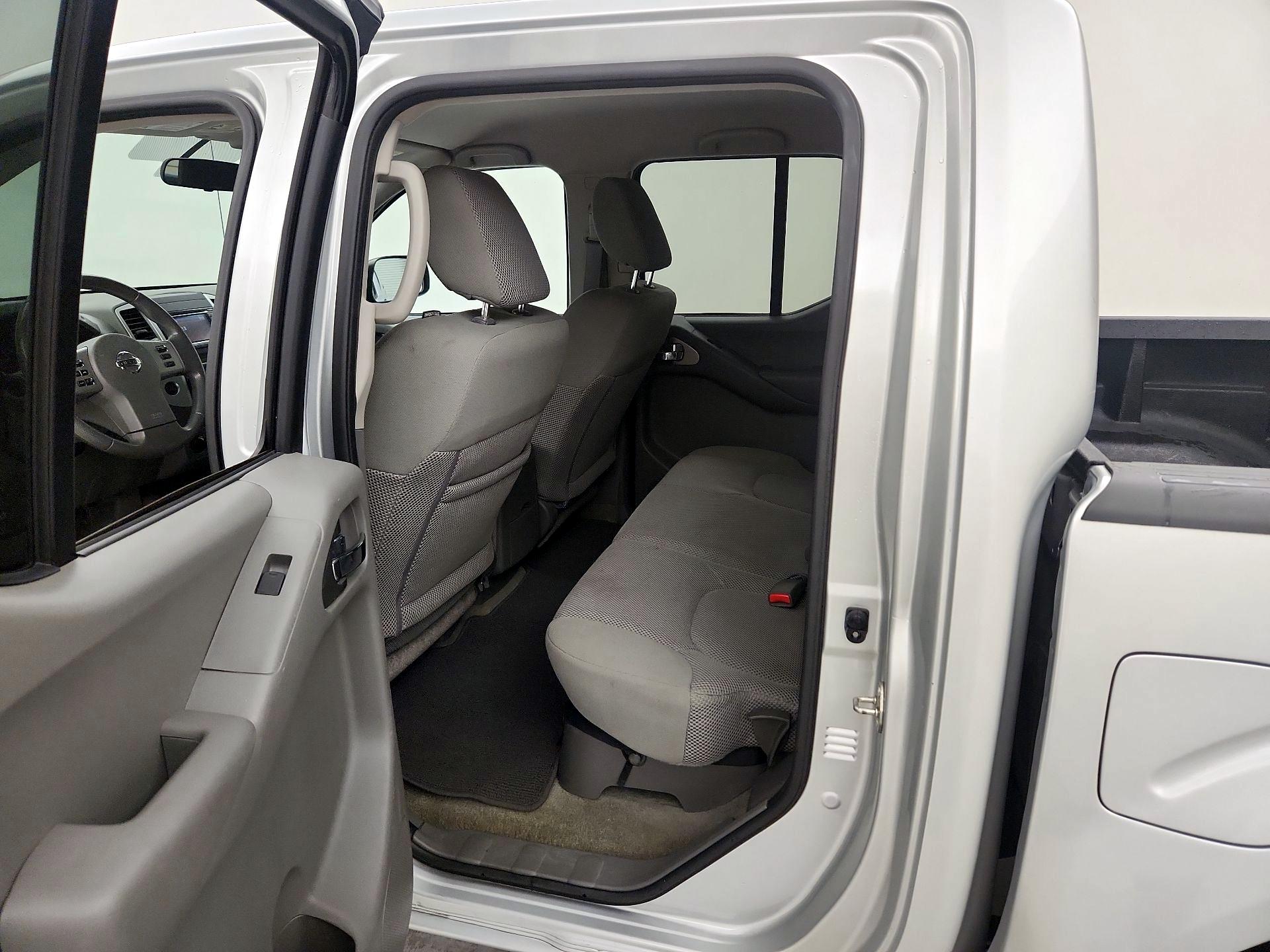 Thumbnail: 2017 Nissan Frontier - 18