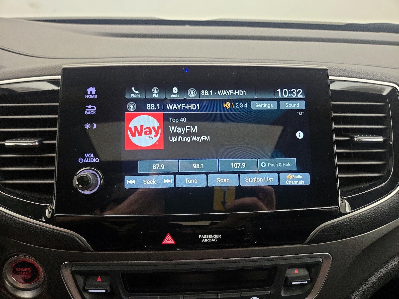 2022 Honda Pilot SE - Photo 16