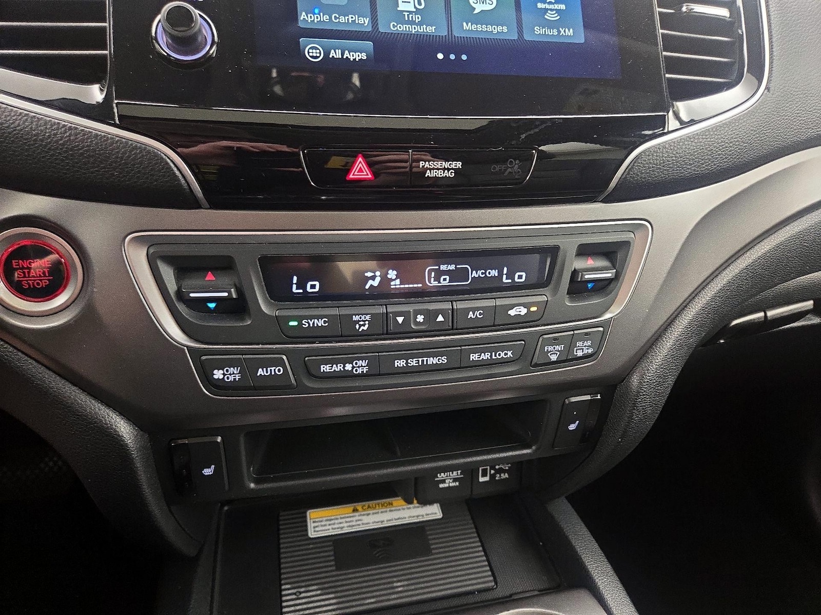 2022 Honda Pilot SE - Photo 17