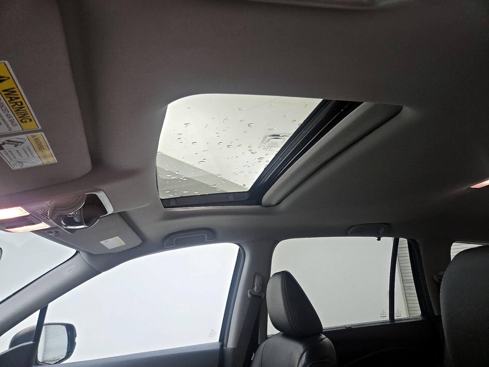 2022 Honda Pilot SE - Photo 20