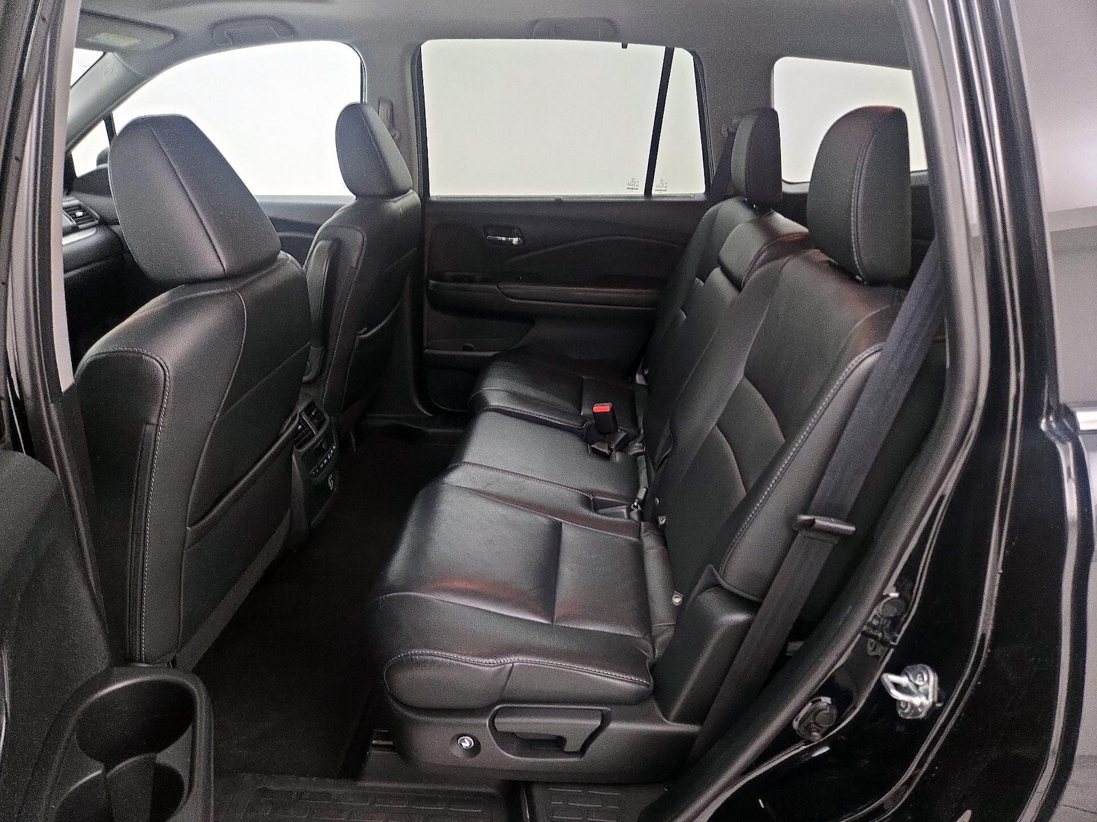 2022 Honda Pilot SE - Photo 21