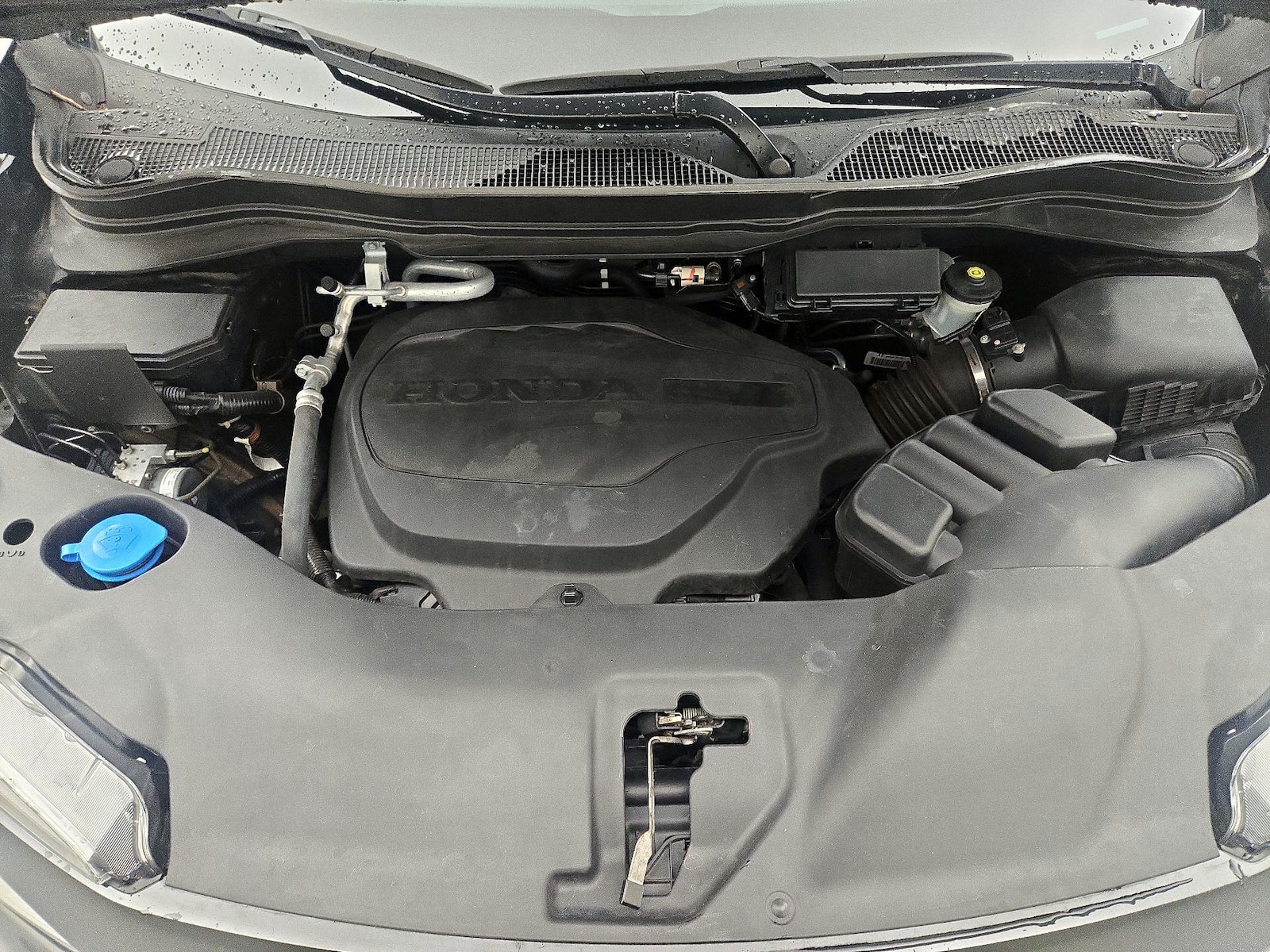 2022 Honda Pilot SE - Photo 24