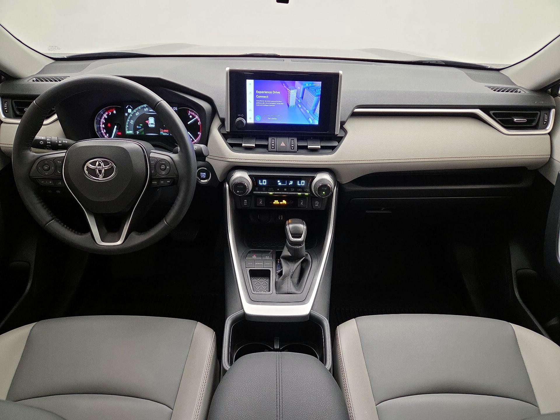 Thumbnail: 2025 Toyota RAV4 - 9