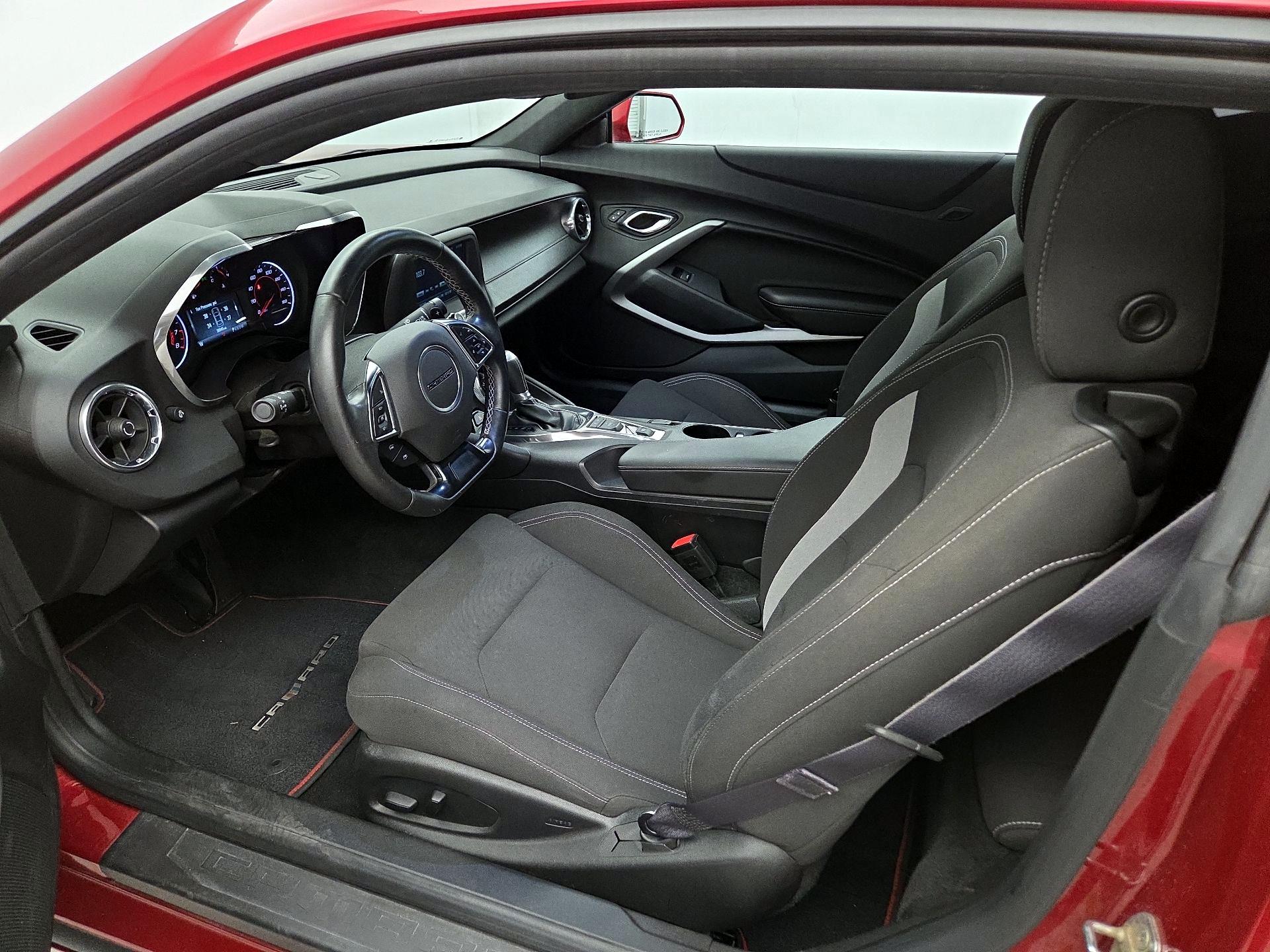Thumbnail: 2016 Chevrolet Camaro - 11