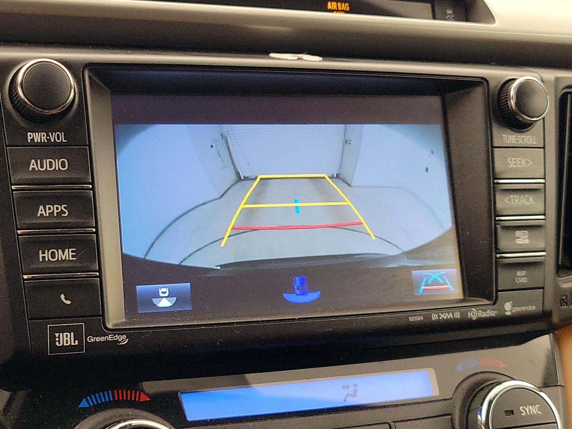 Thumbnail: 2016 Toyota RAV4 - 15