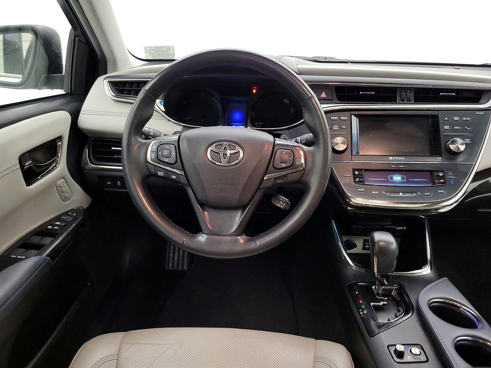 Thumbnail: 2014 Toyota Avalon - 10