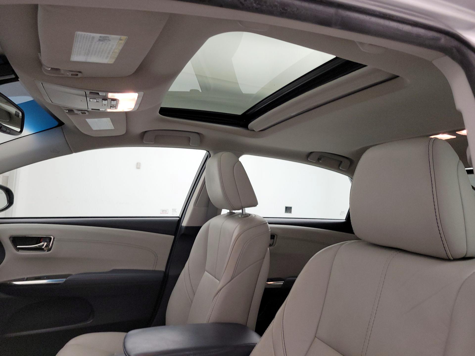 Thumbnail: 2014 Toyota Avalon - 18