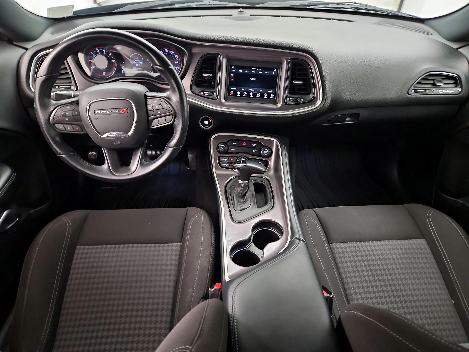 Thumbnail: 2021 Dodge Challenger - 9