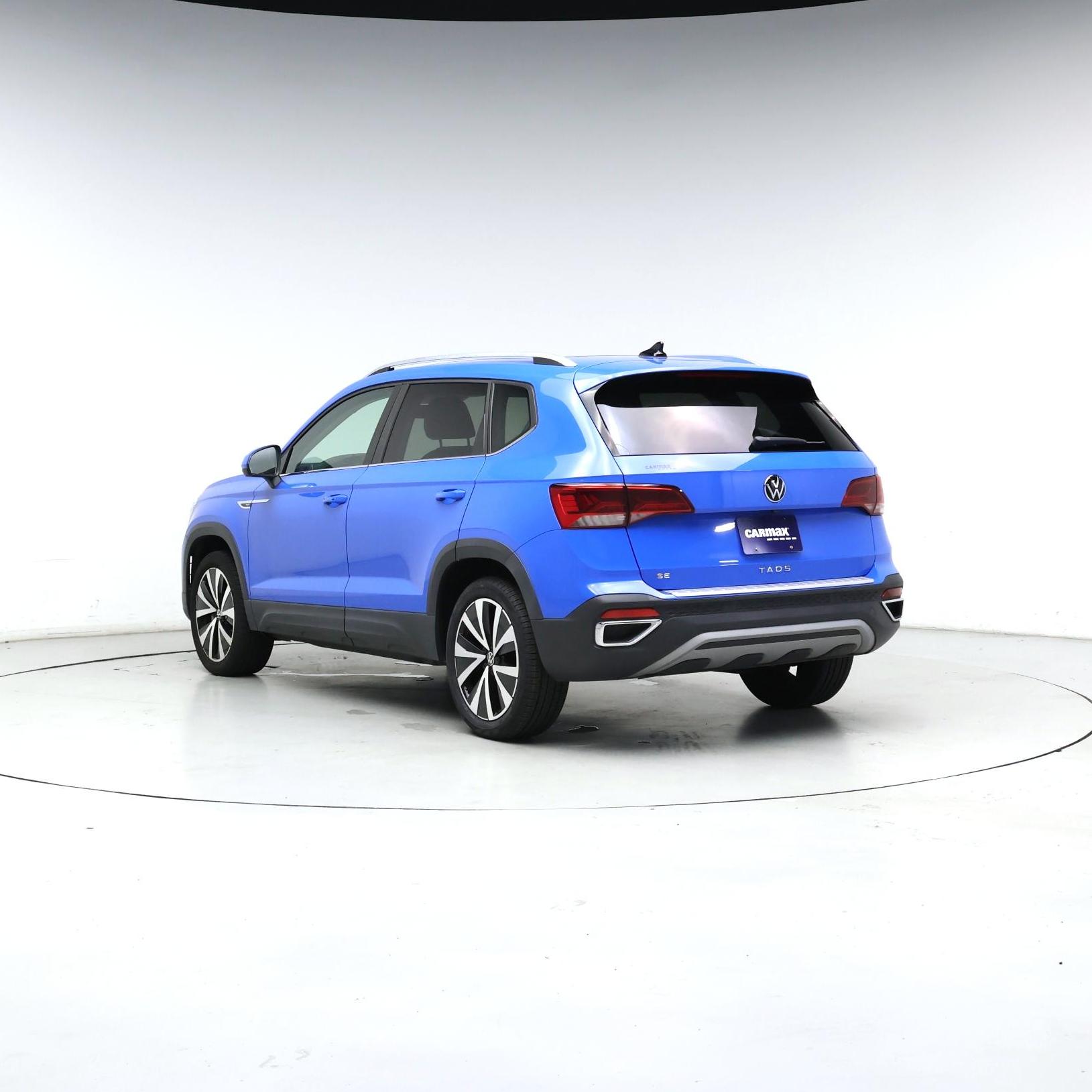 Thumbnail: 2022 Volkswagen Taos - 2