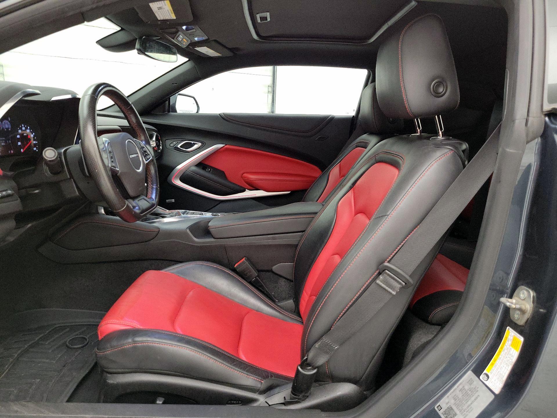 Thumbnail: 2019 Chevrolet Camaro - 11