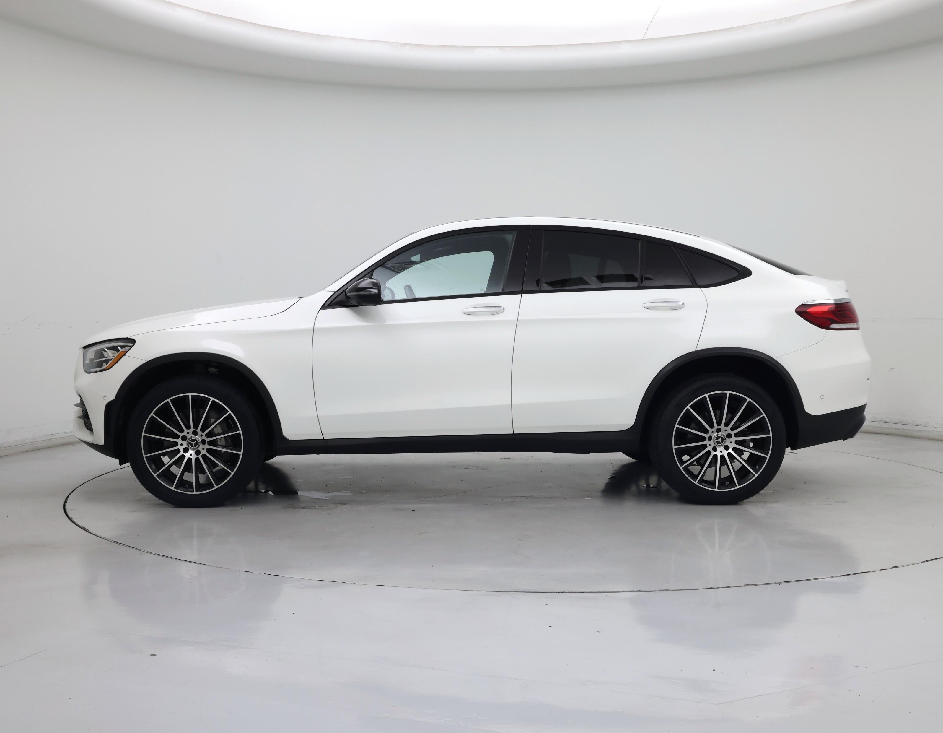 Thumbnail: 2023 Mercedes-Benz GLC - 3