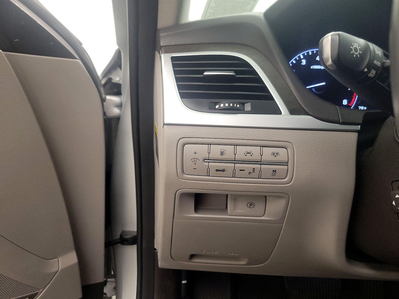 2017 GENESIS G80 Base - Photo 14