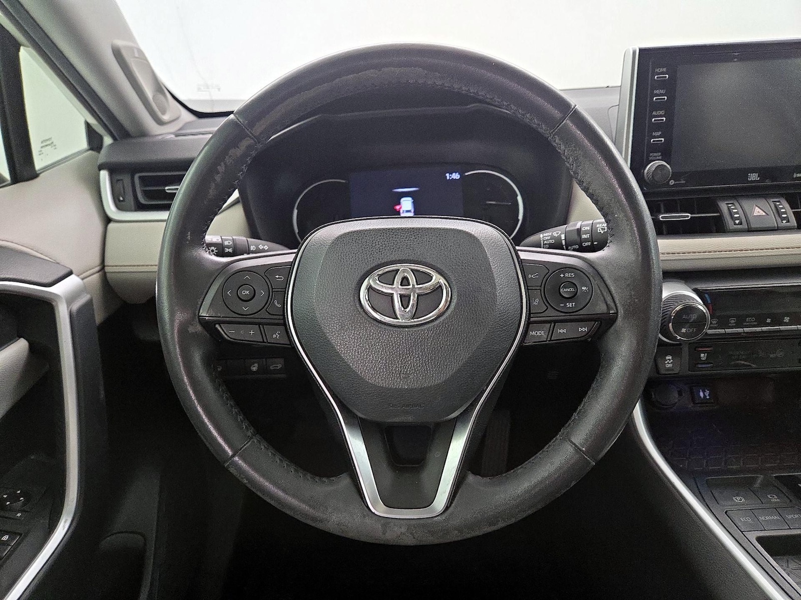 2019 Toyota RAV4 Limited - Photo 11