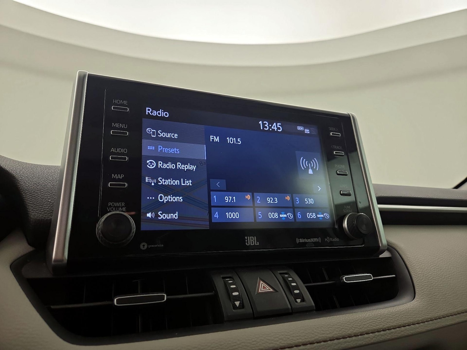 2019 Toyota RAV4 Limited - Photo 17