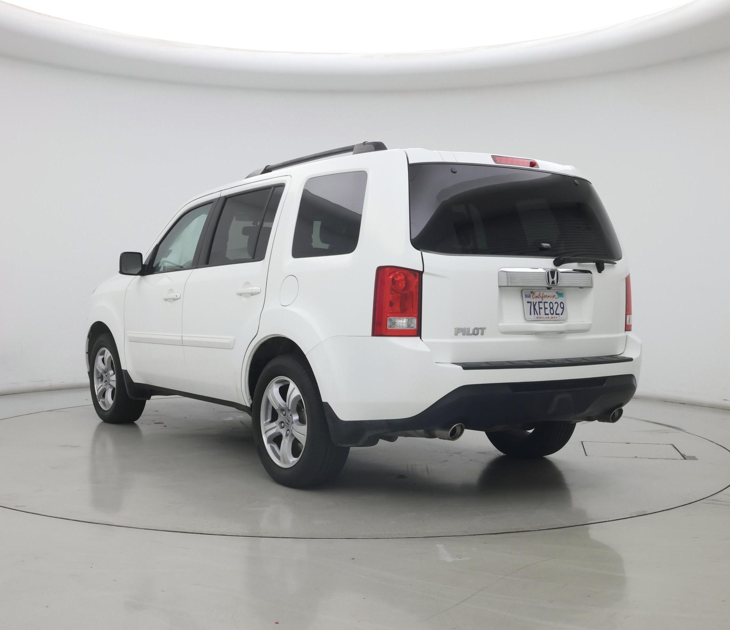 Thumbnail: 2015 Honda Pilot - 2