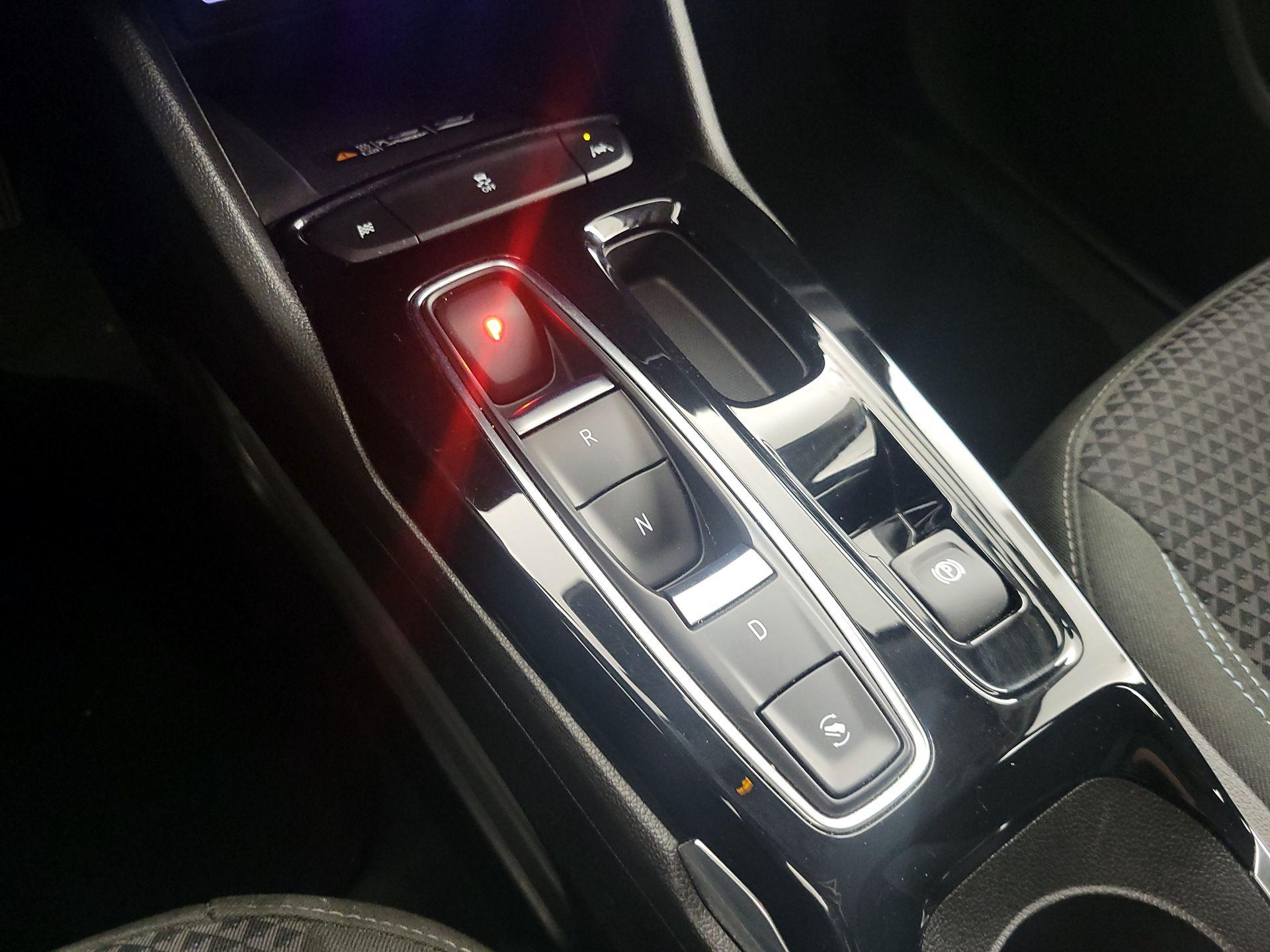 Thumbnail: 2023 Chevrolet Bolt EUV - 17