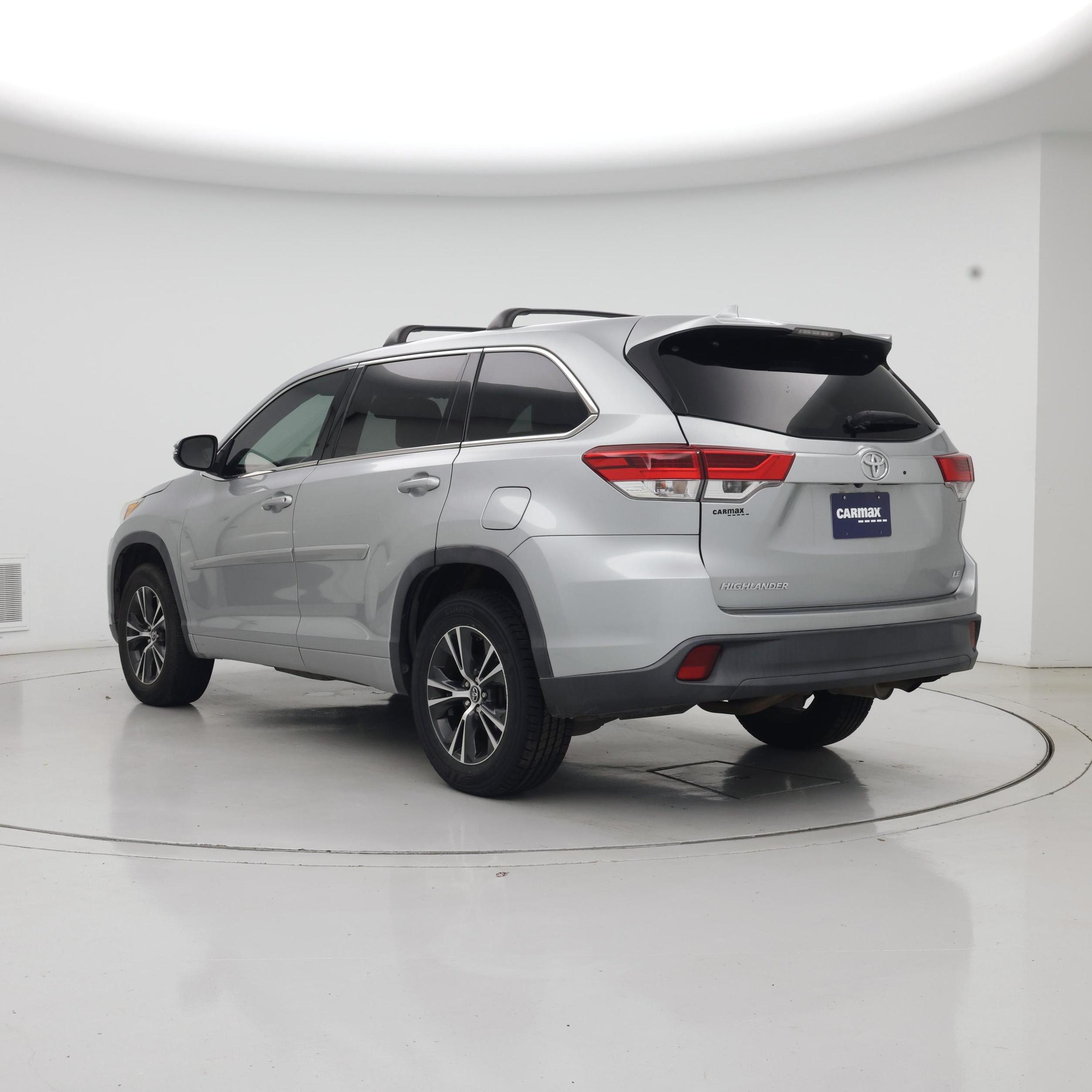 Thumbnail: 2018 Toyota Highlander - 2