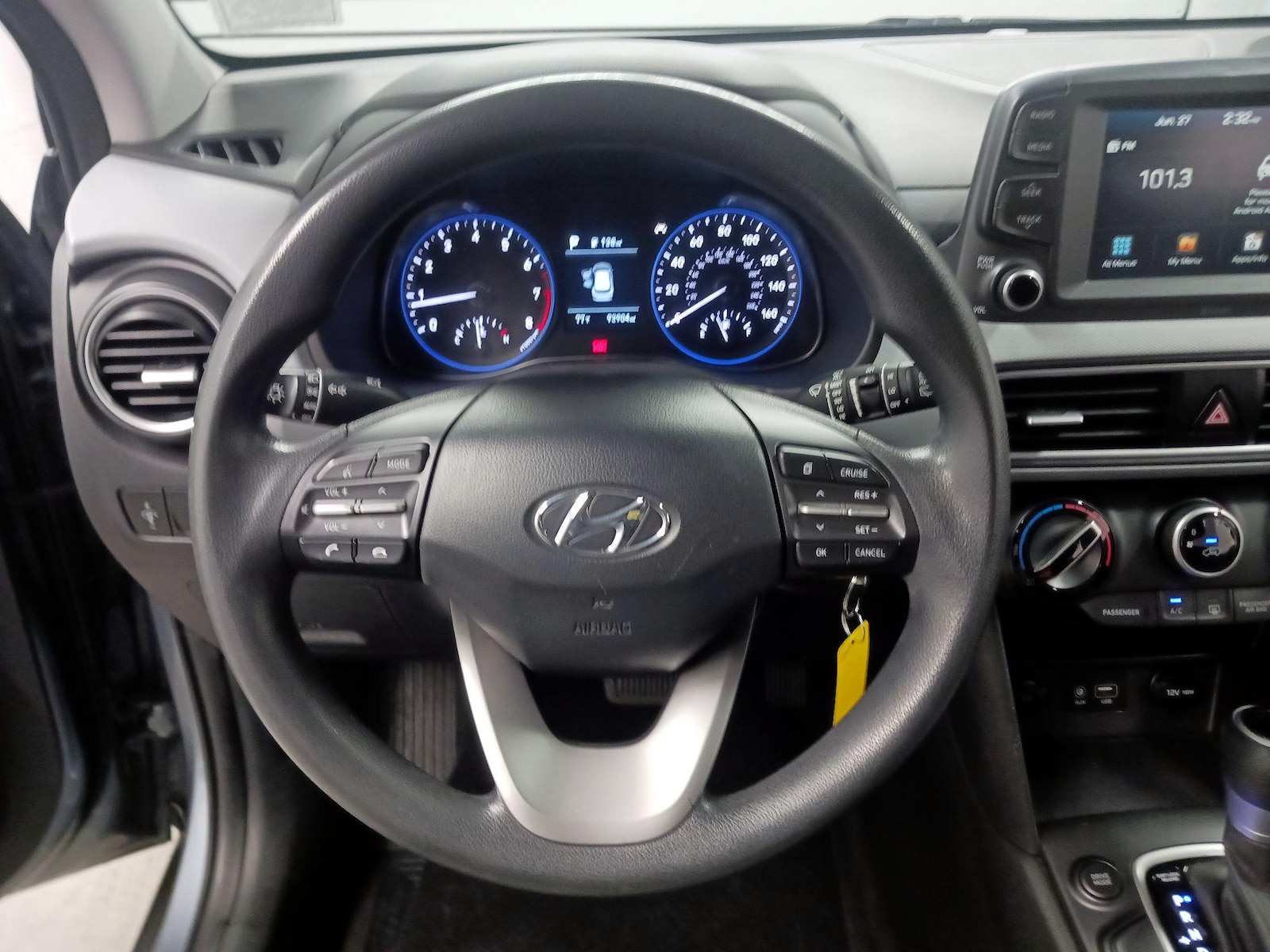 2021 Hyundai Kona SE - Photo 11