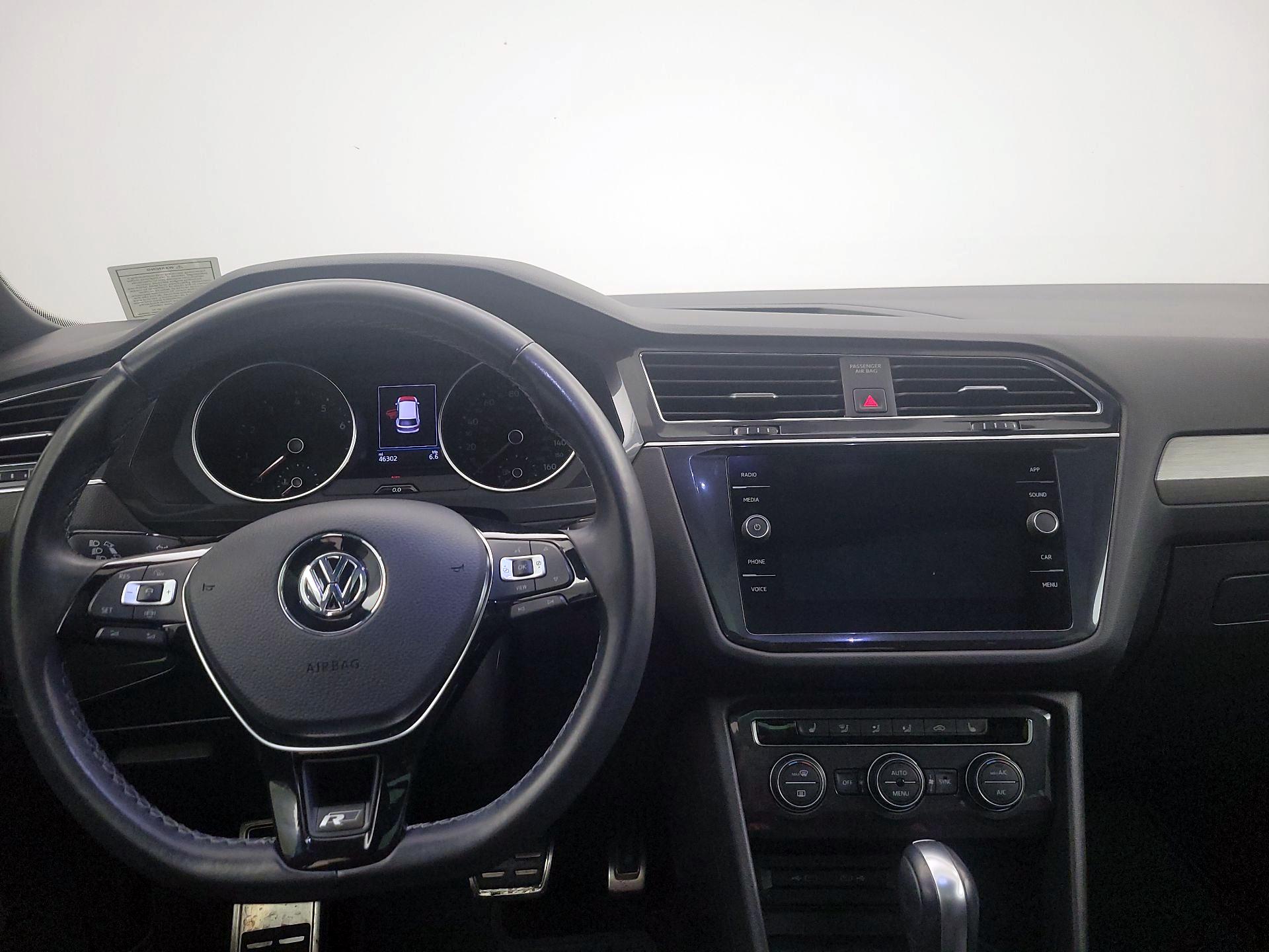 Thumbnail: 2021 Volkswagen Tiguan - 9