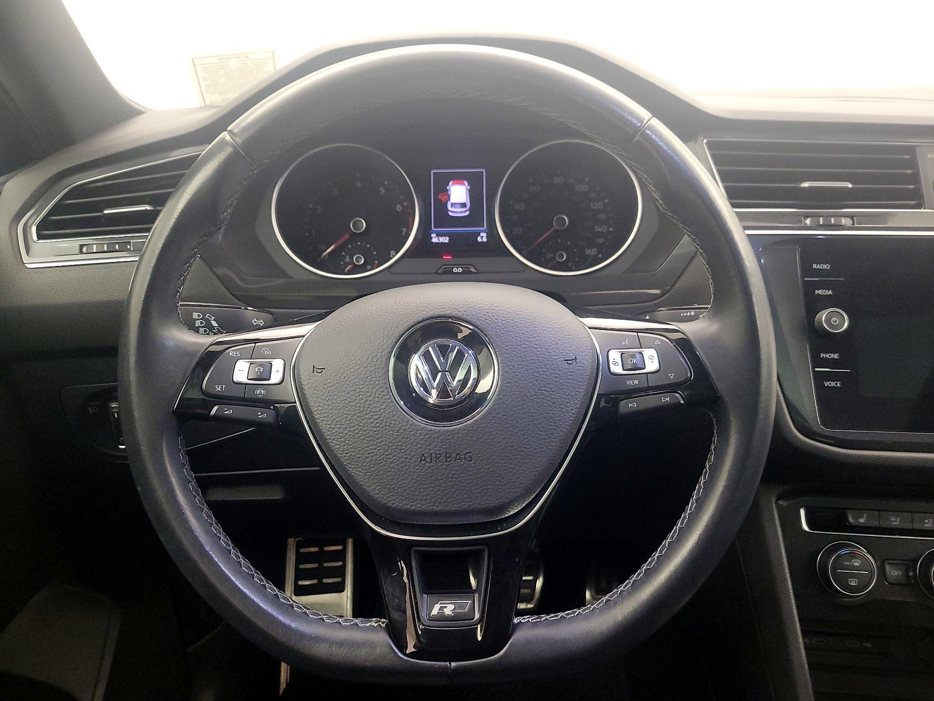 Thumbnail: 2021 Volkswagen Tiguan - 10