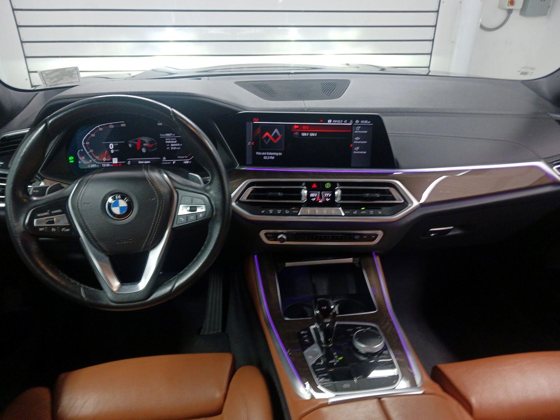 Thumbnail: 2022 BMW X5 - 9
