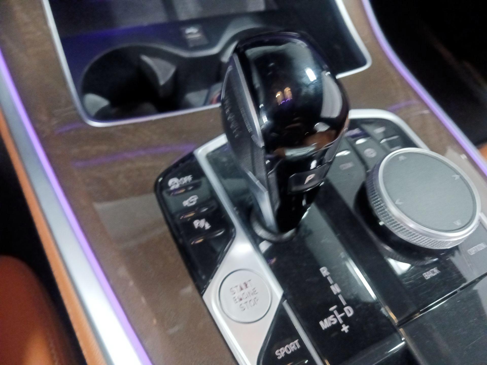 Thumbnail: 2022 BMW X5 - 15