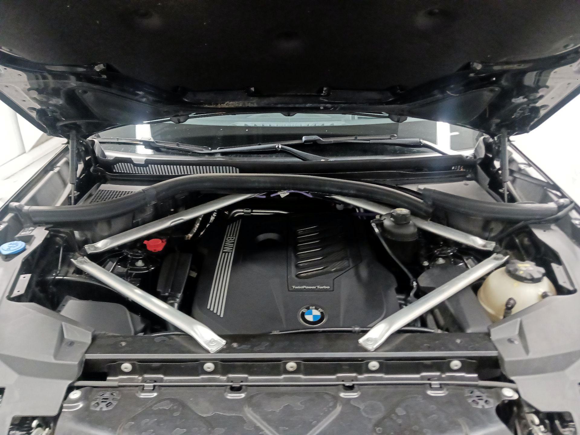 Thumbnail: 2022 BMW X5 - 17