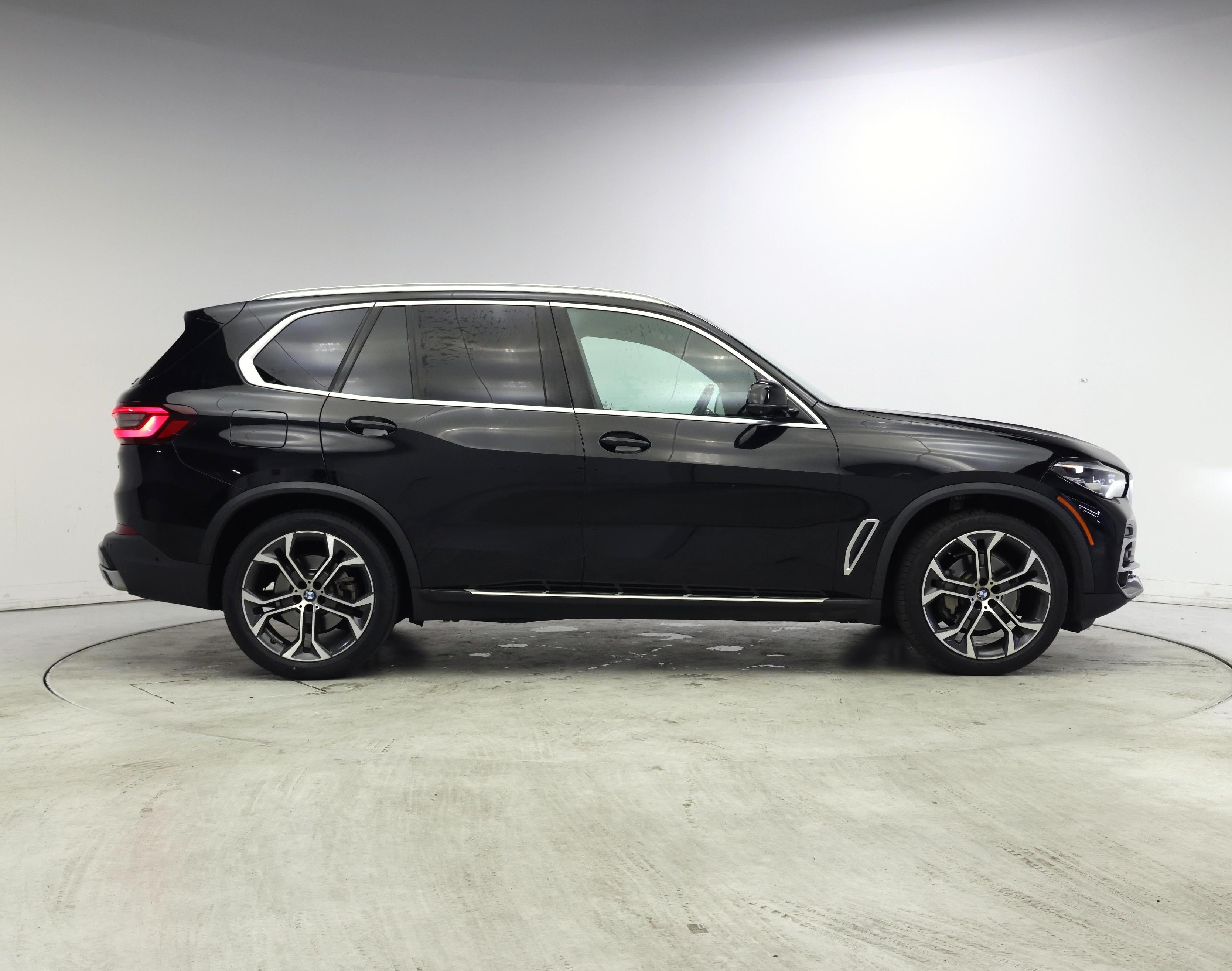 Thumbnail: 2022 BMW X5 - 7