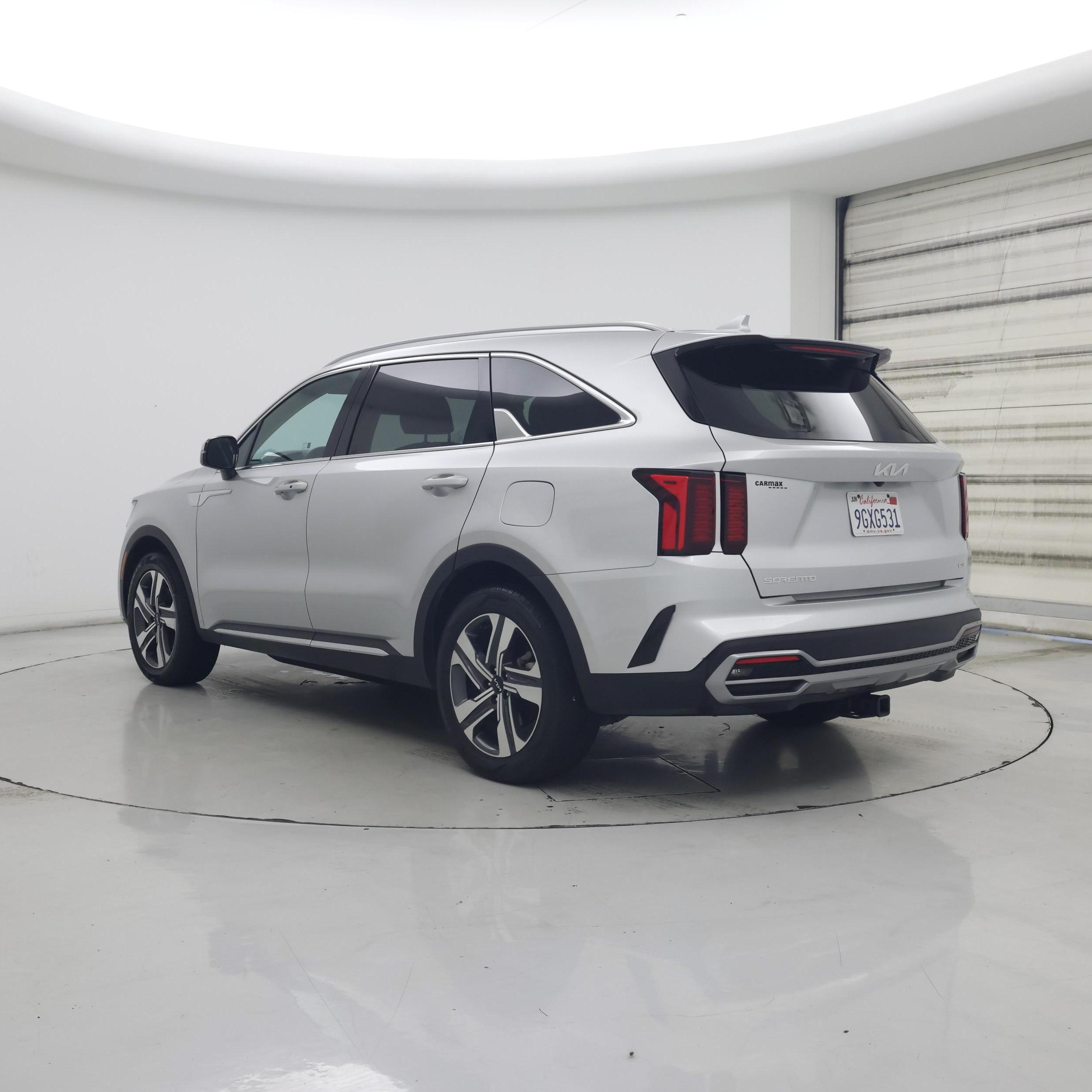 Thumbnail: 2023 Kia Sorento - 2