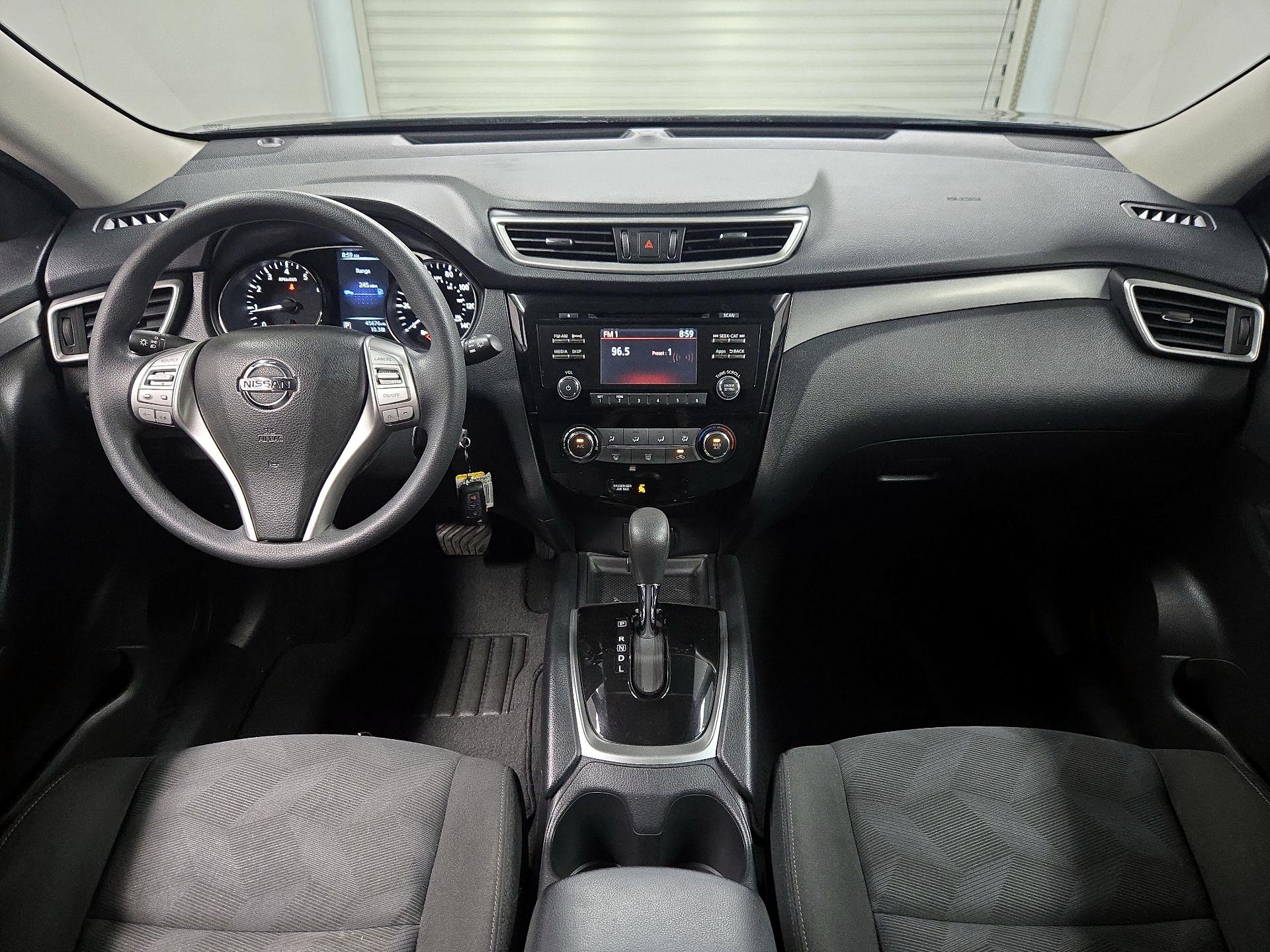 Thumbnail: 2016 Nissan Rogue - 9