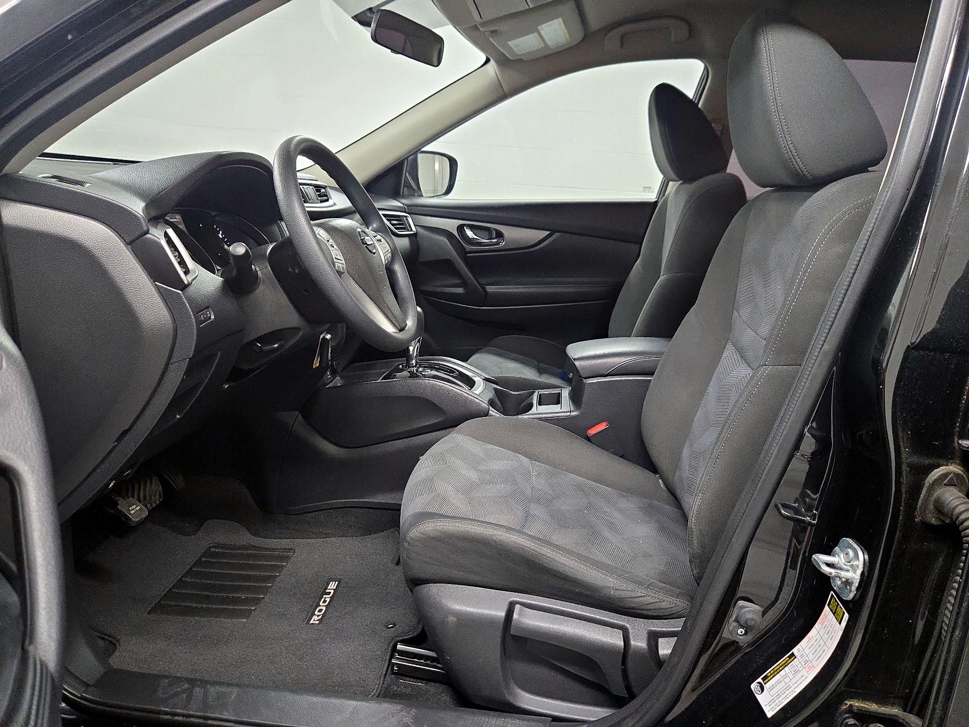 Thumbnail: 2016 Nissan Rogue - 11