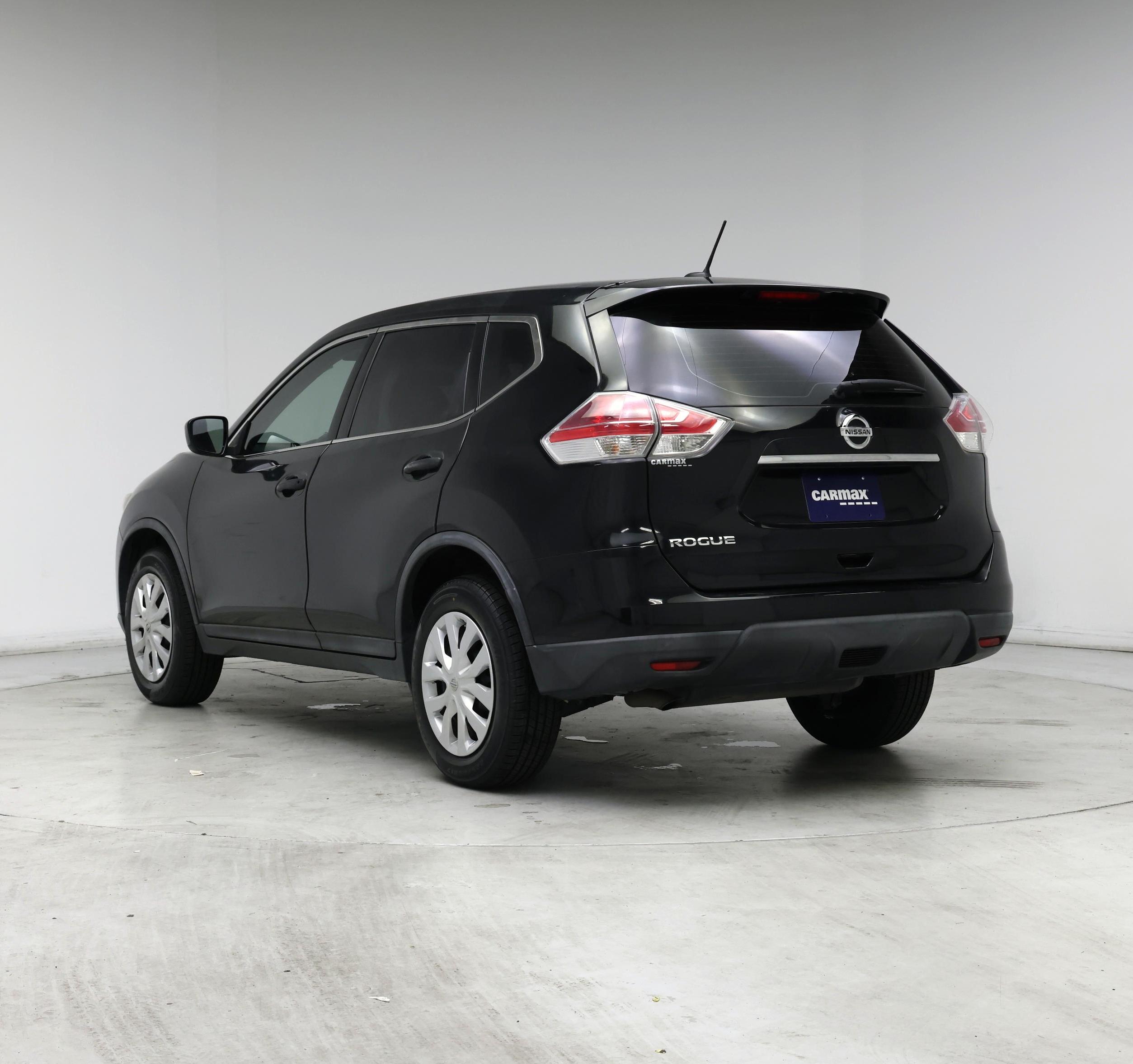 Thumbnail: 2016 Nissan Rogue - 2