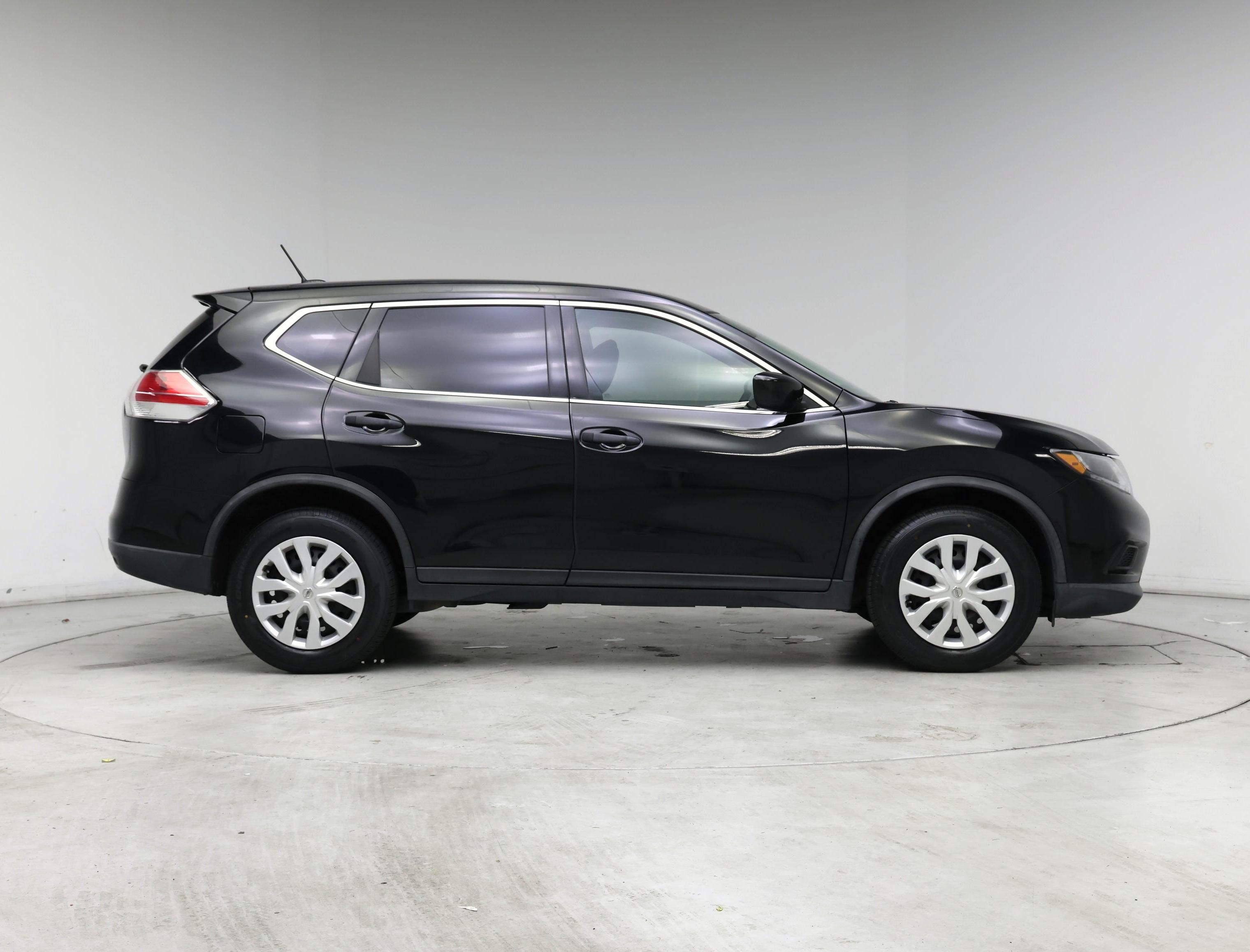 Thumbnail: 2016 Nissan Rogue - 7