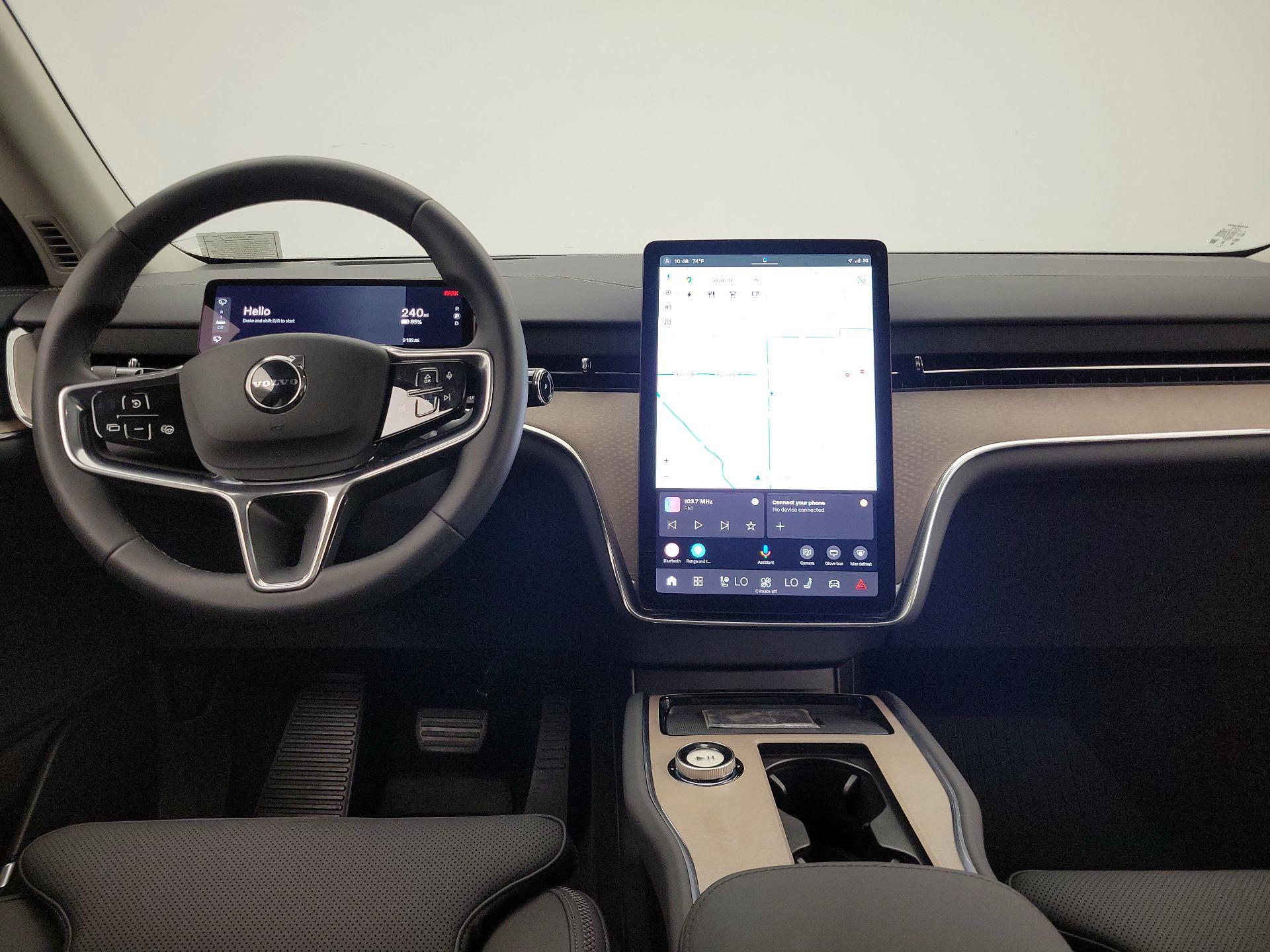 Thumbnail: 2025 Volvo EX90 - 9